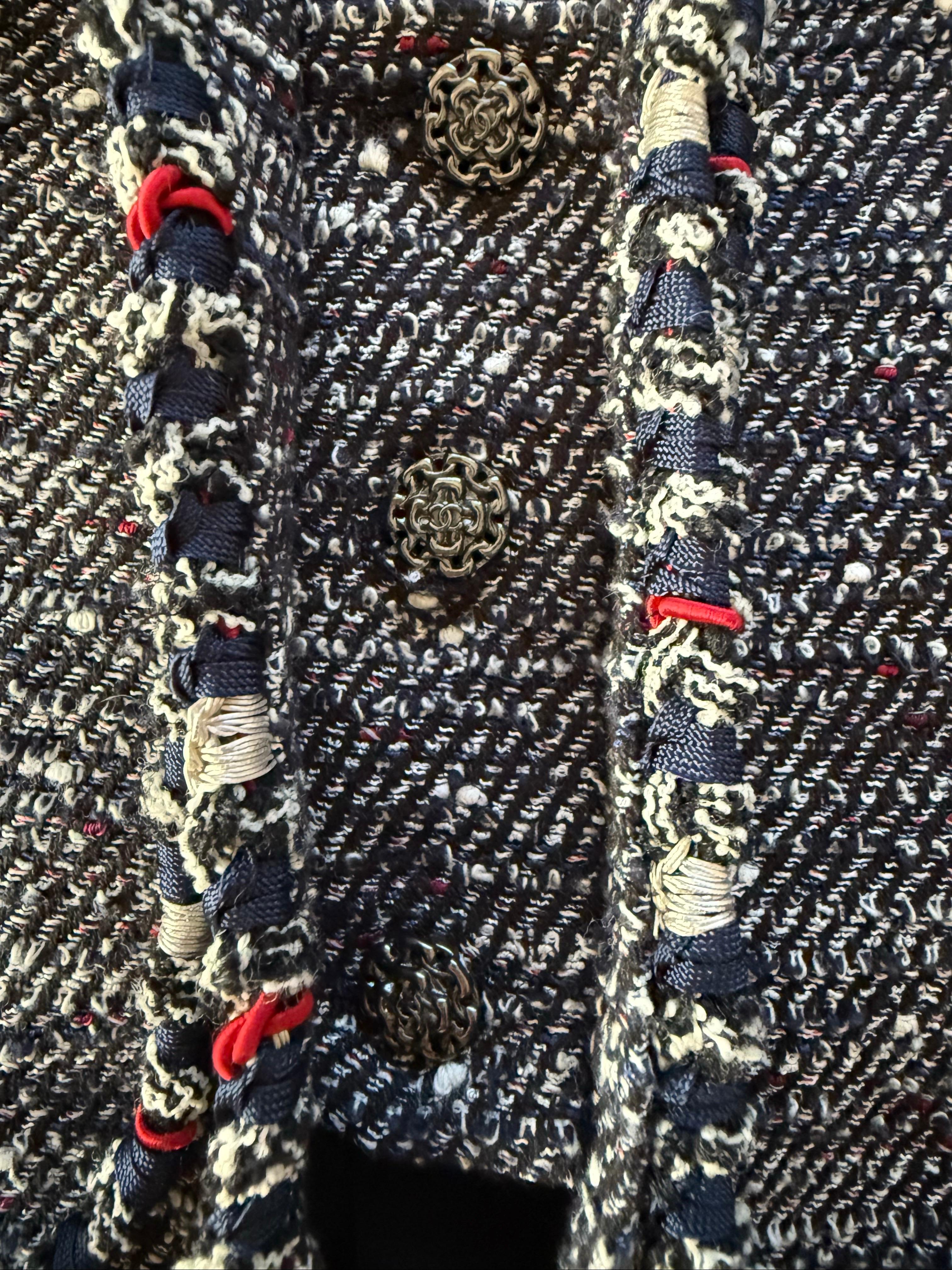 CHANEL Karl Lagerfeld Spring 2010 Fringed Bouclé Tweed Jacket w/Camellia Buttons For Sale 1