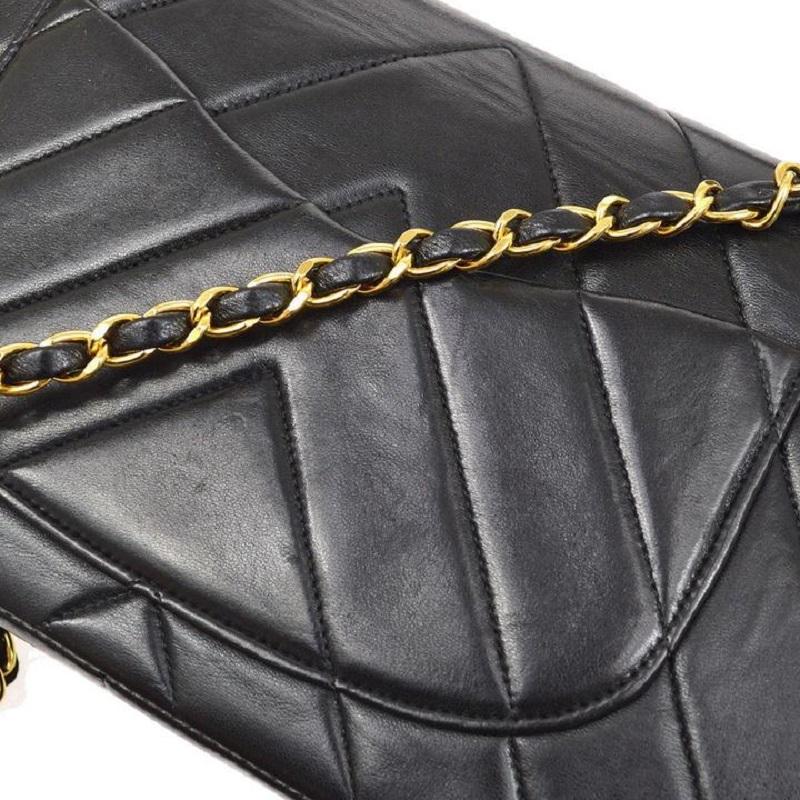 CHANEL Kelly, pelle d'agnello nera trapuntata, borsa a tracolla Chevron con manico superiore In condizioni buone a Chicago, IL