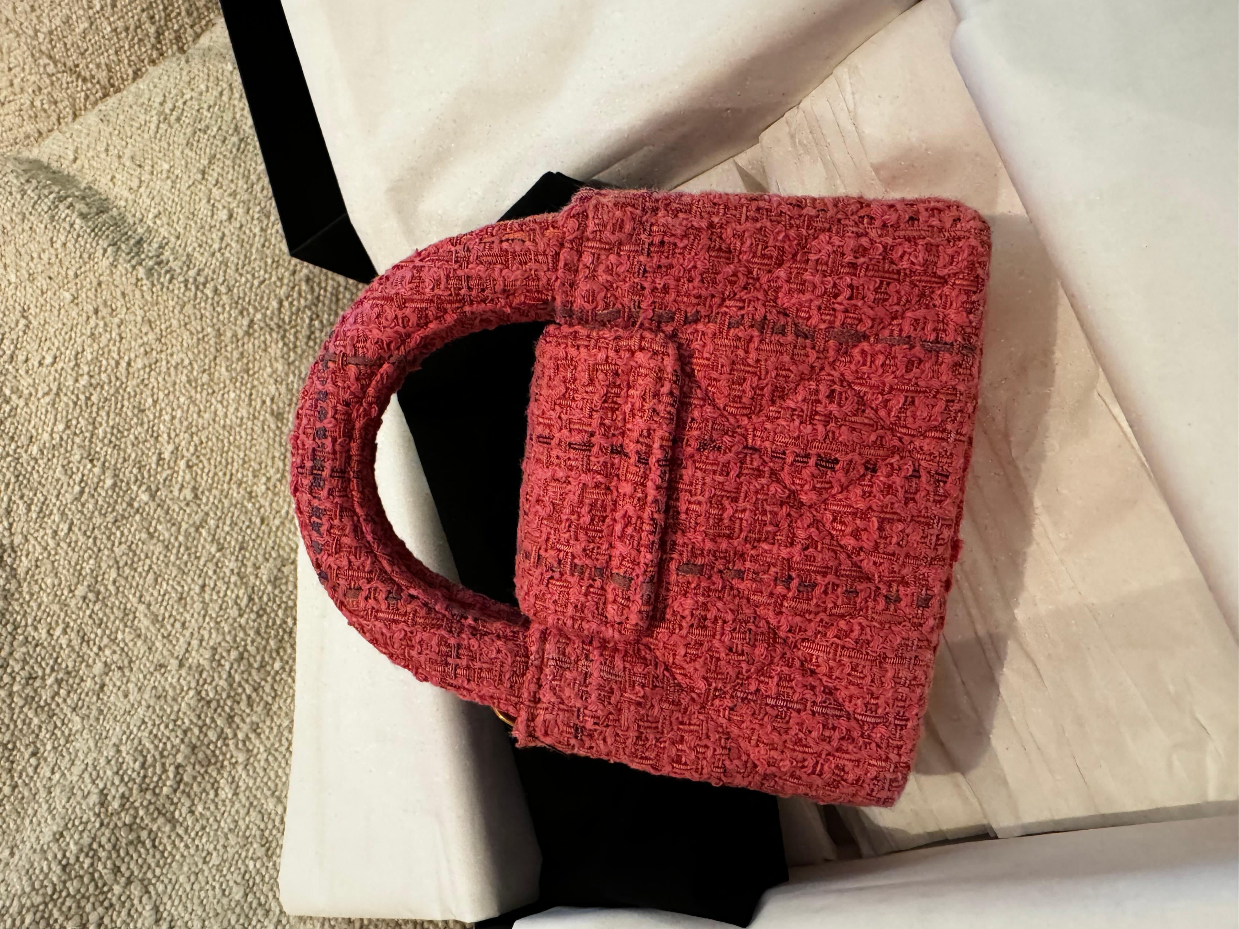 Chanel kelly Rosa Tweed-Minitasche für Damen oder Herren im Angebot
