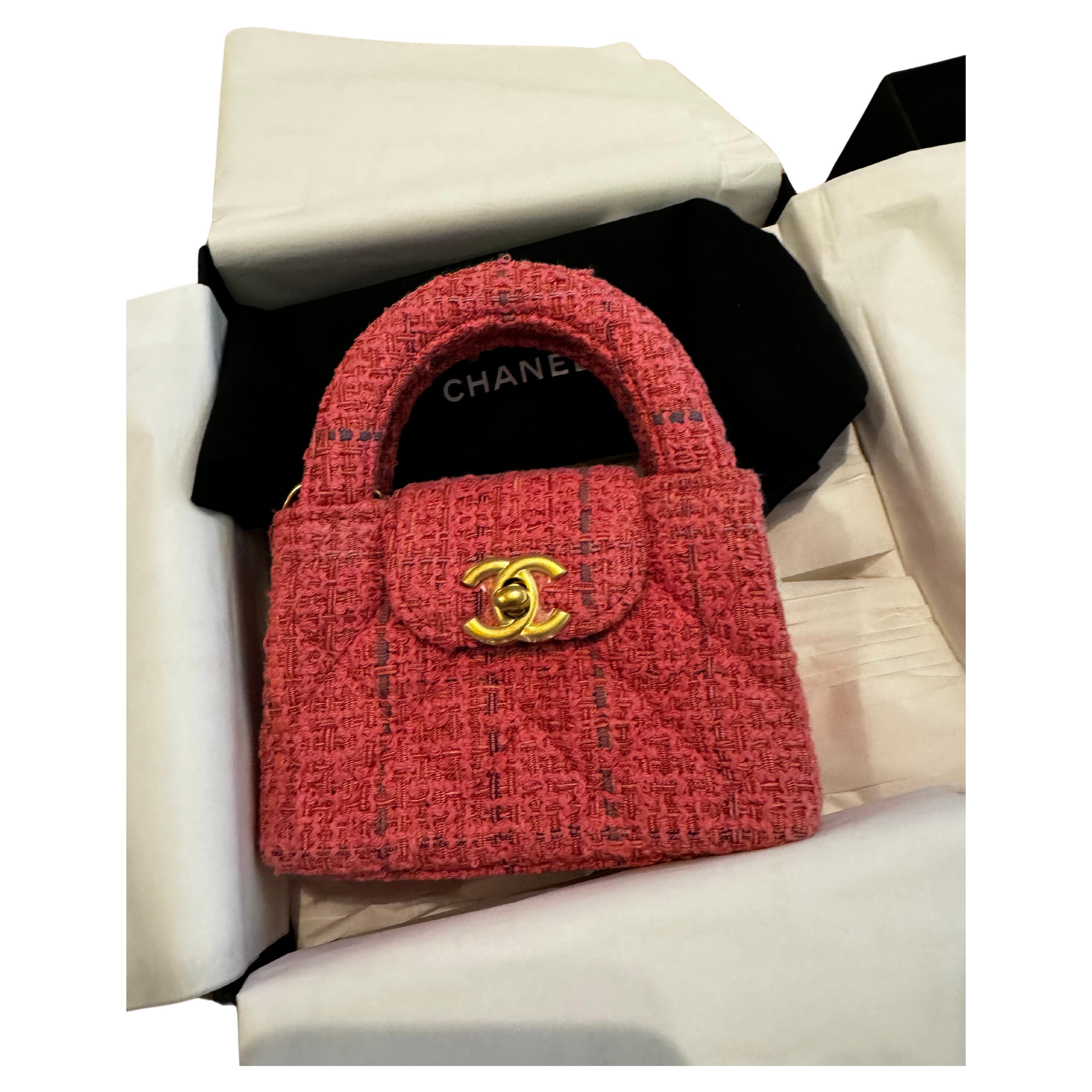 Mini sac Chanel kelly rose tweed en vente