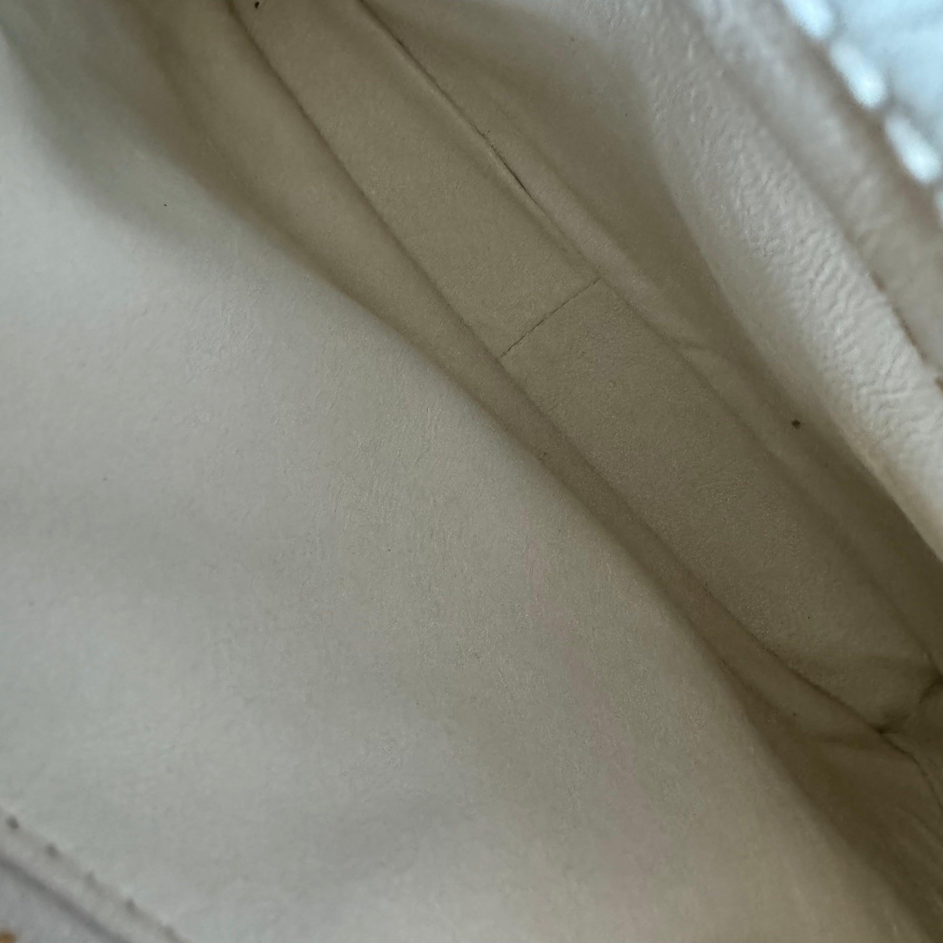 Chanel Kelly Top Handle Bag White Leather For Sale 15