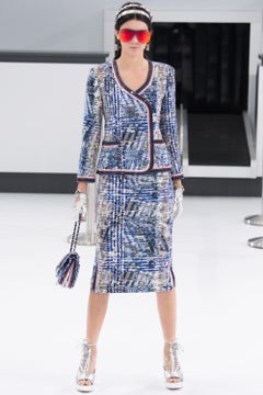 Chanel Kendall Jenner Style New Blue Lesage Tweed Jacket 36 FR