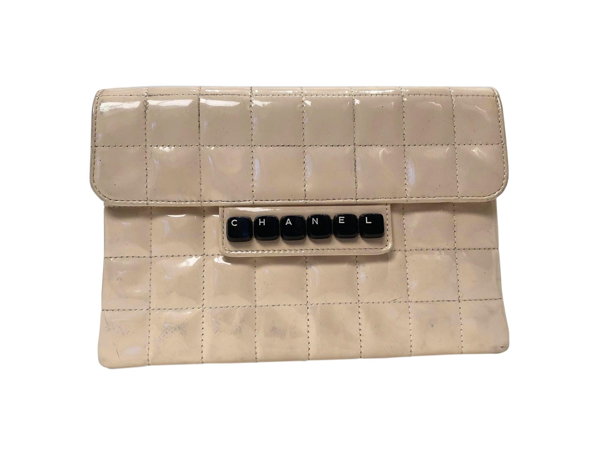 box clutch bag
