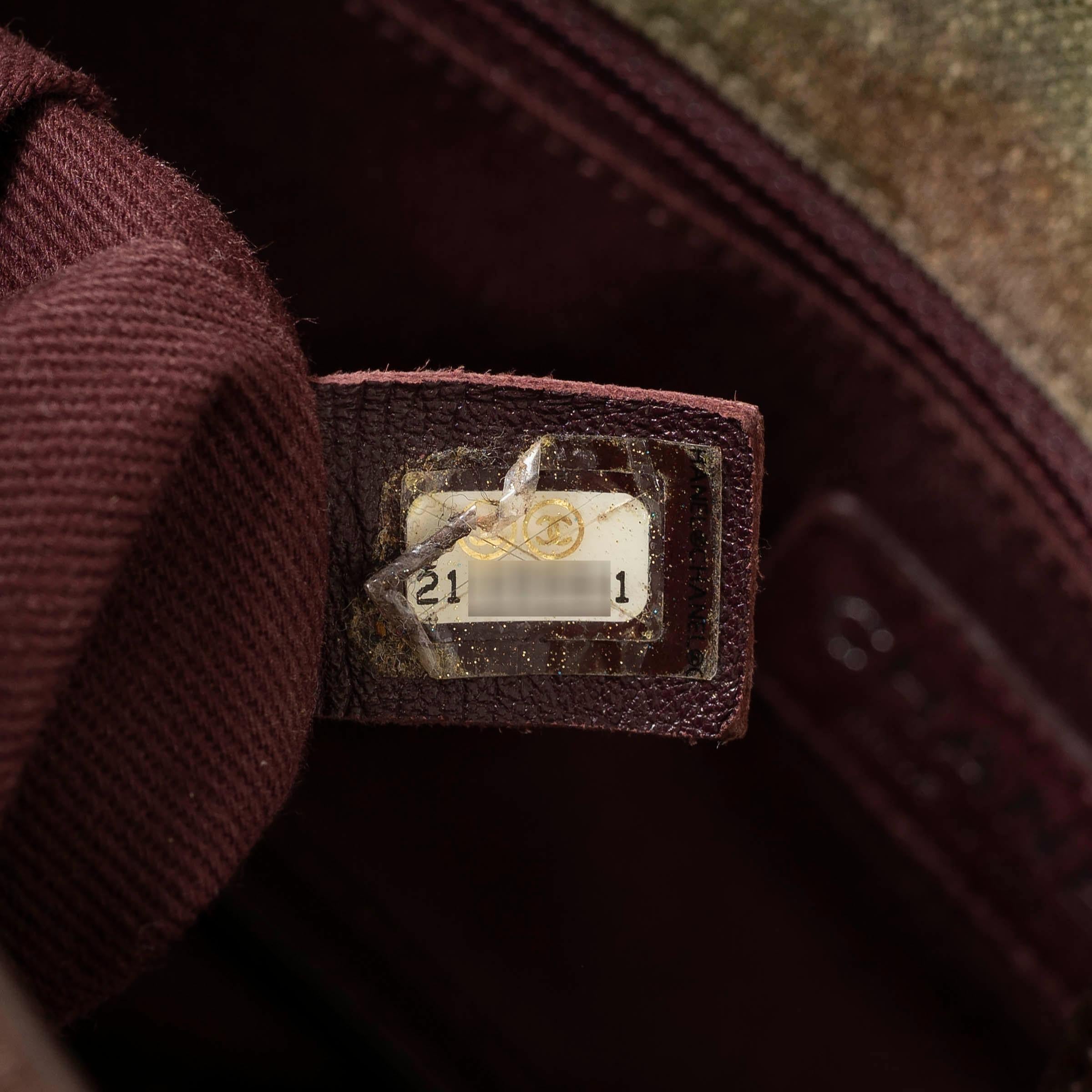 CHANEL khaki green canvas 15S ON THE PAVEMENTS SMALL GRAFFITI Messenger Bag 6