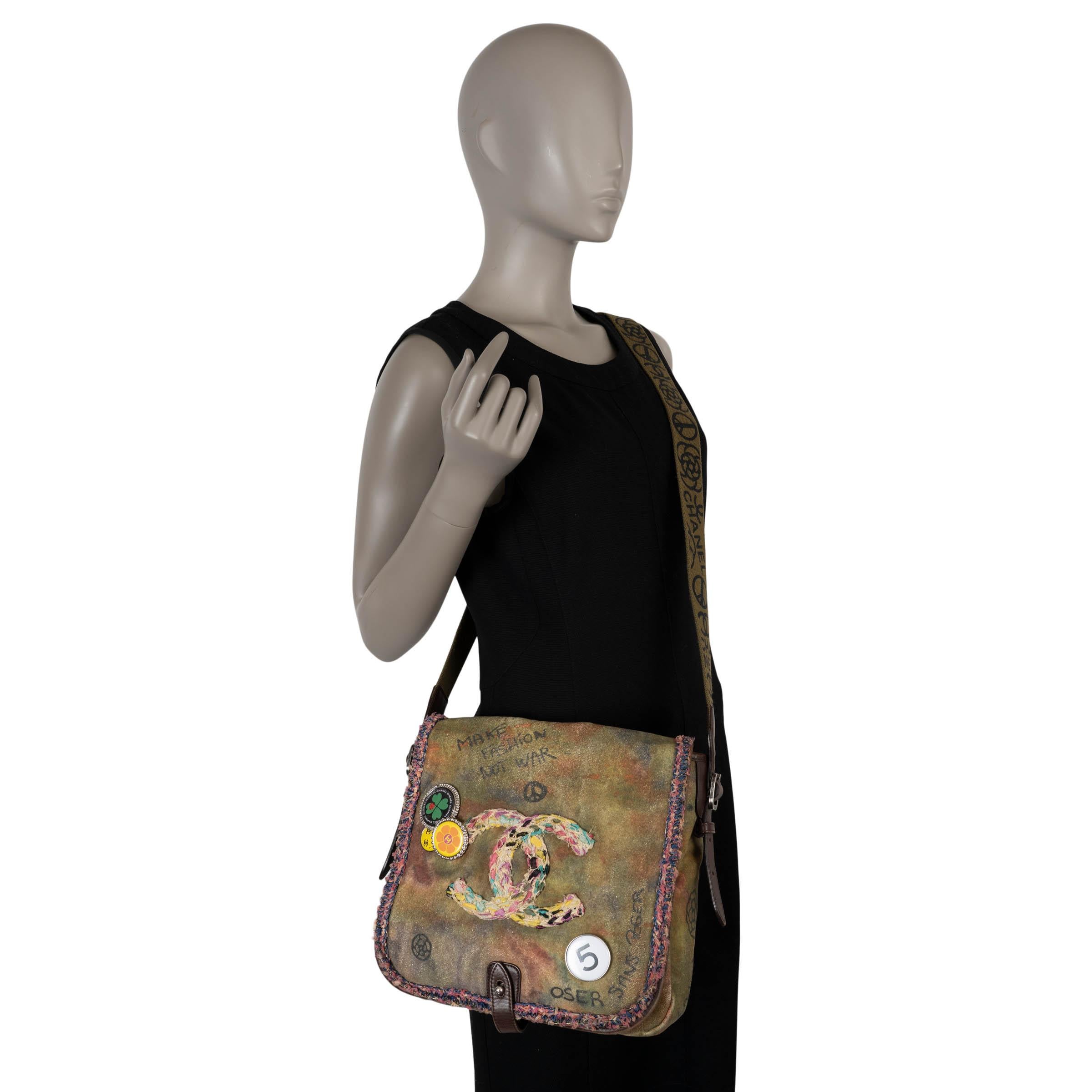 CHANEL khaki green canvas 15S ON THE PAVEMENTS SMALL GRAFFITI Messenger Bag 7
