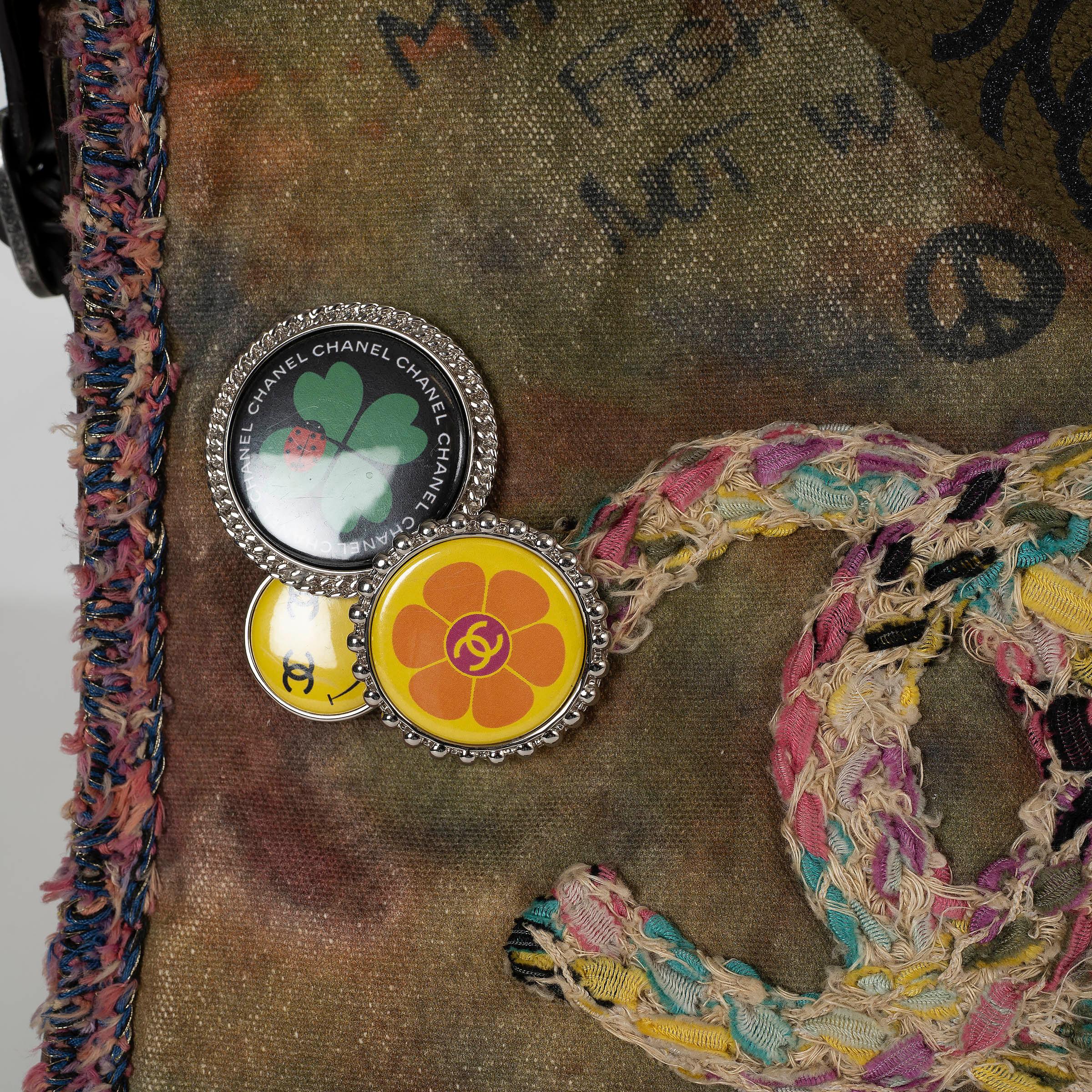 CHANEL khaki green canvas 15S ON THE PAVEMENTS SMALL GRAFFITI Messenger Bag 2