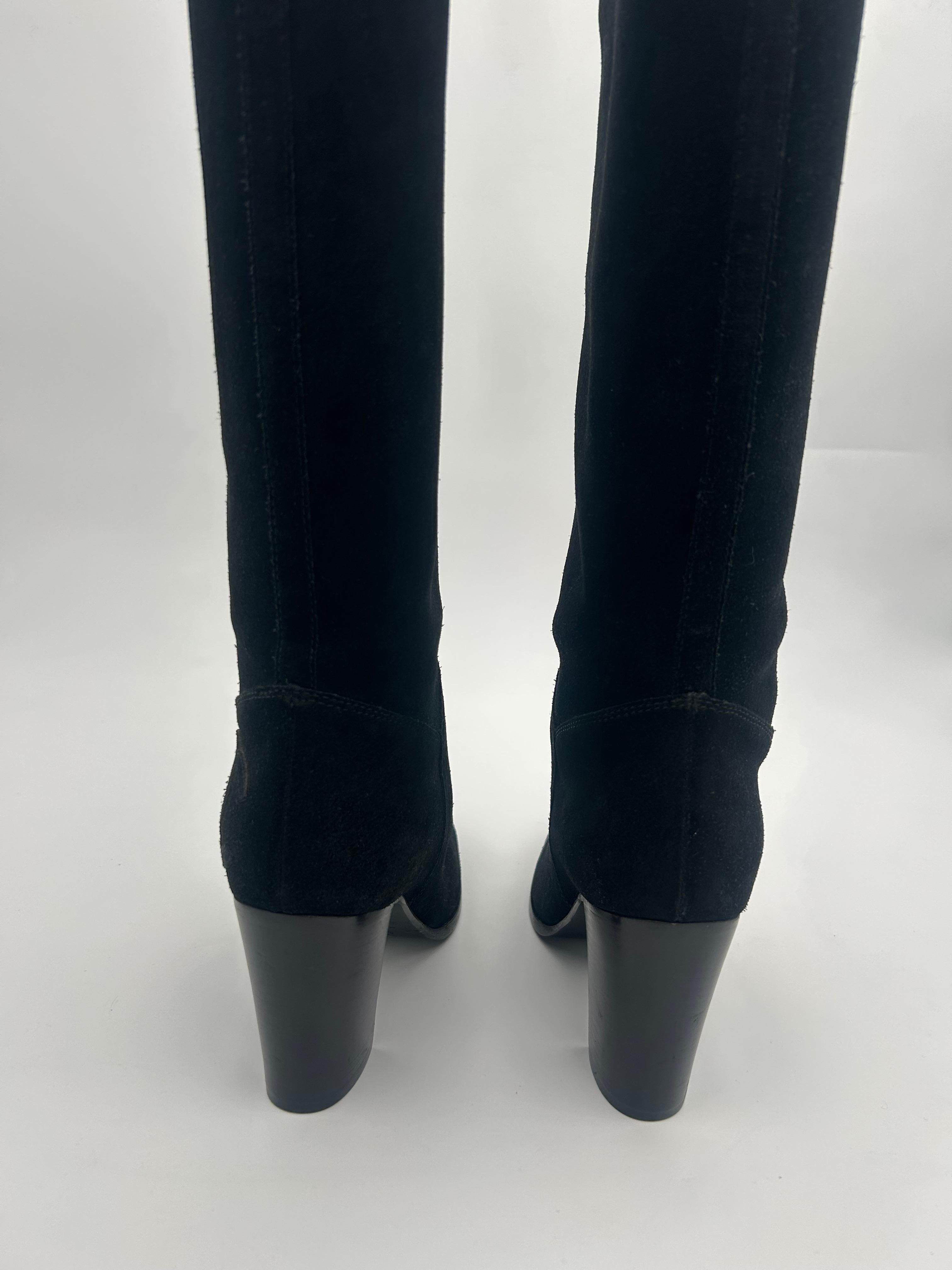 Chanel Knee High Black Suede Boots im Angebot 1