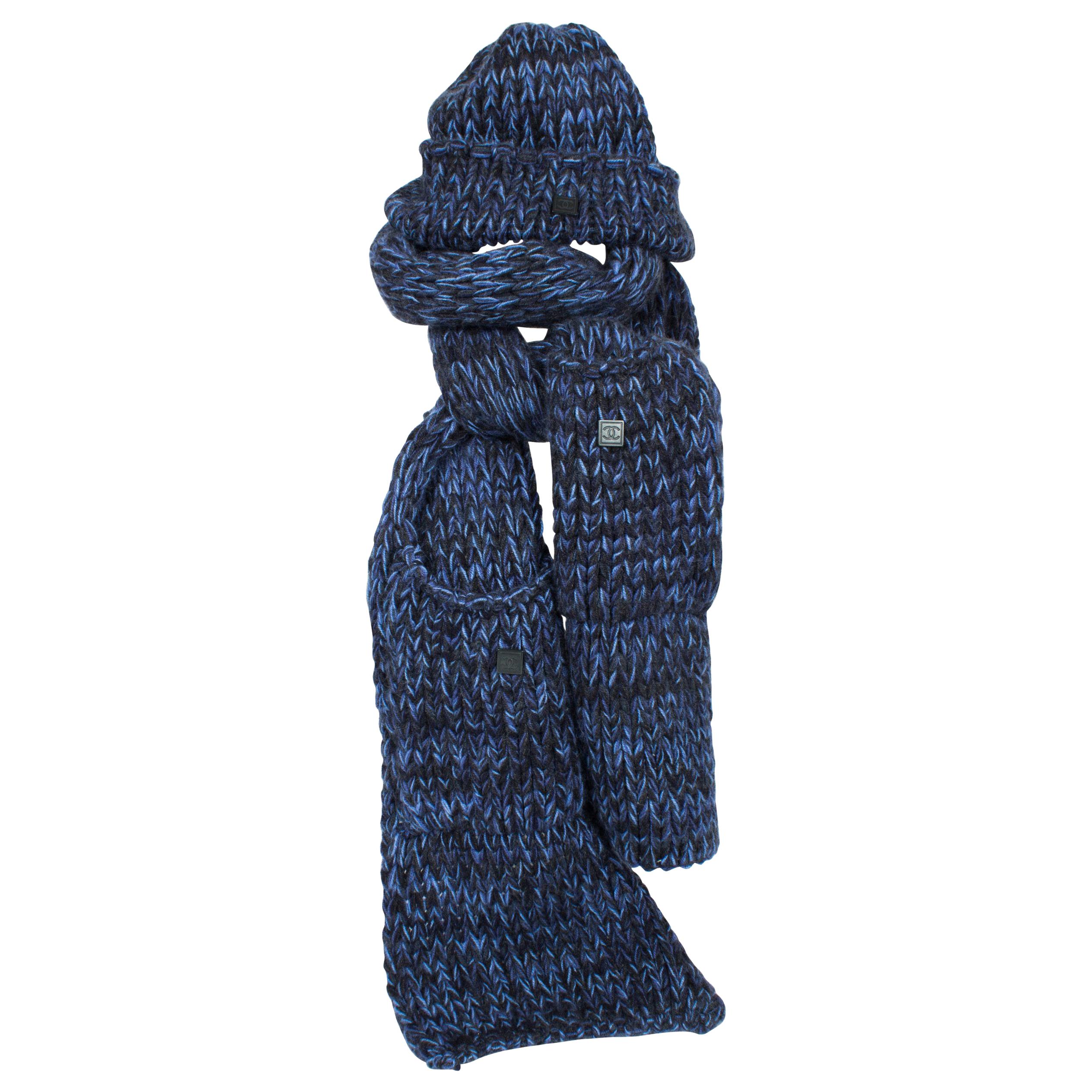 Chanel Knit Hat & Scarf - black/blue cashmere For Sale