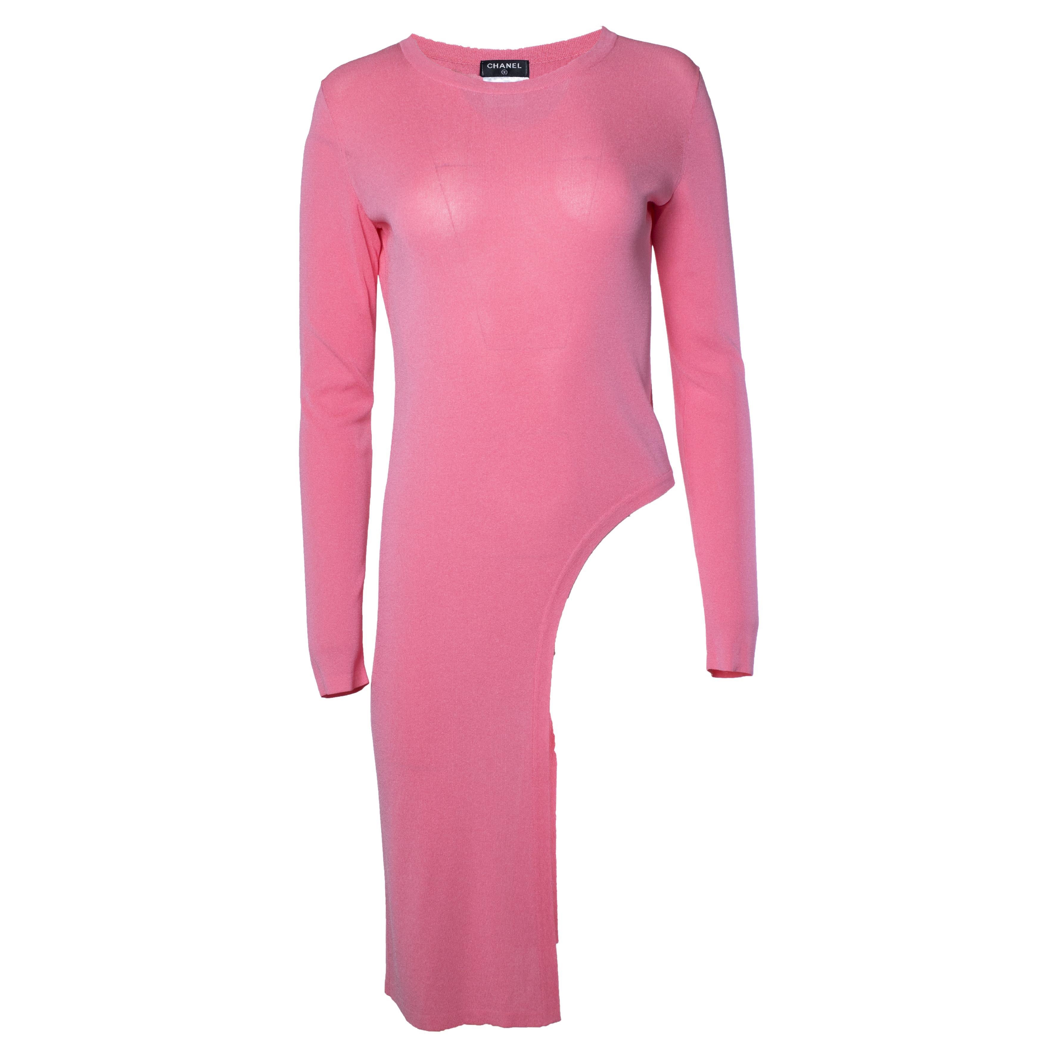 Chanel, gestricktes asymmetrisches Barbie-Top in Rosa im Angebot