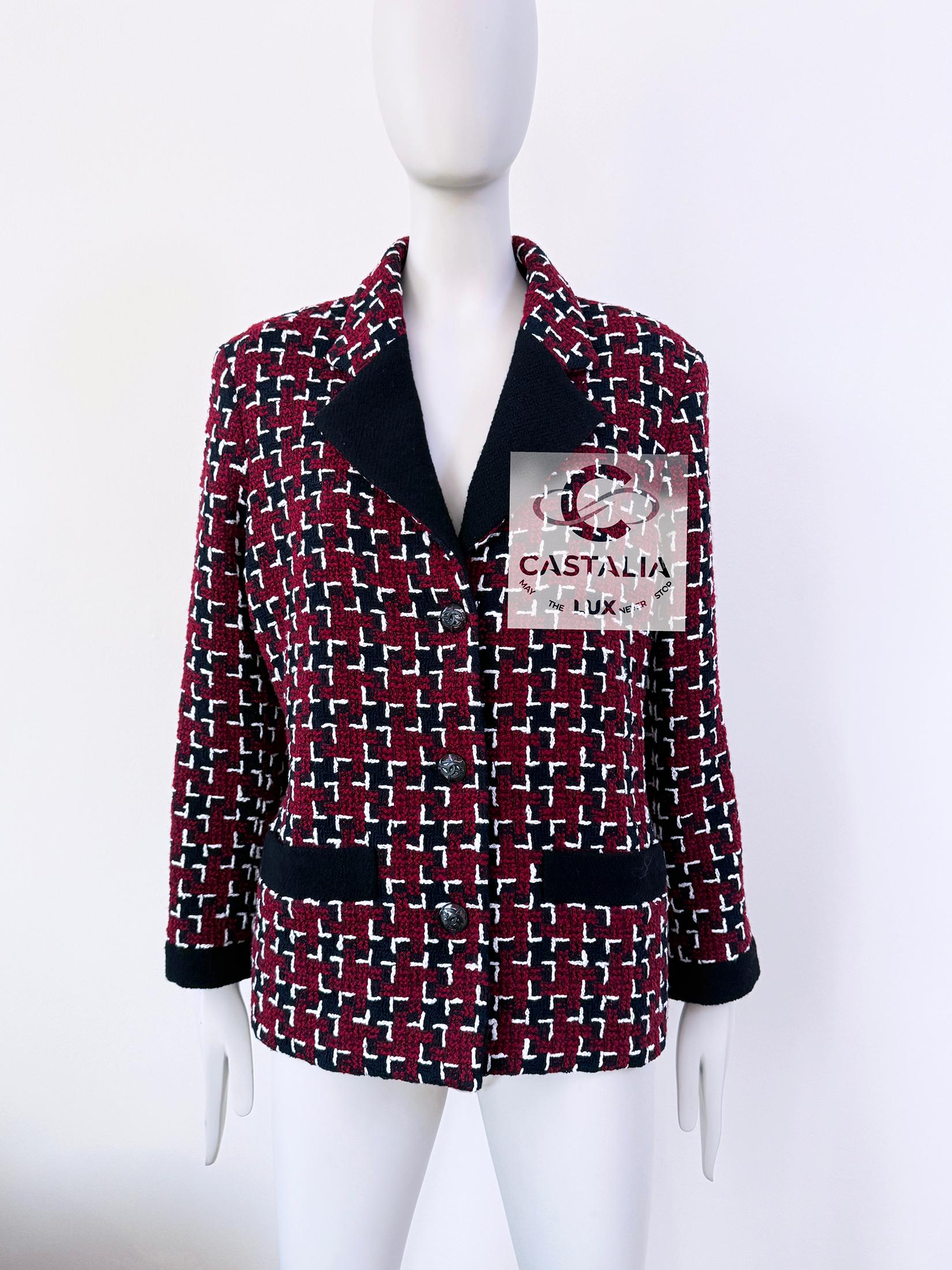 Chanel Kristen Stewart Style Burgundy Tweed Jacket 42 FR 5