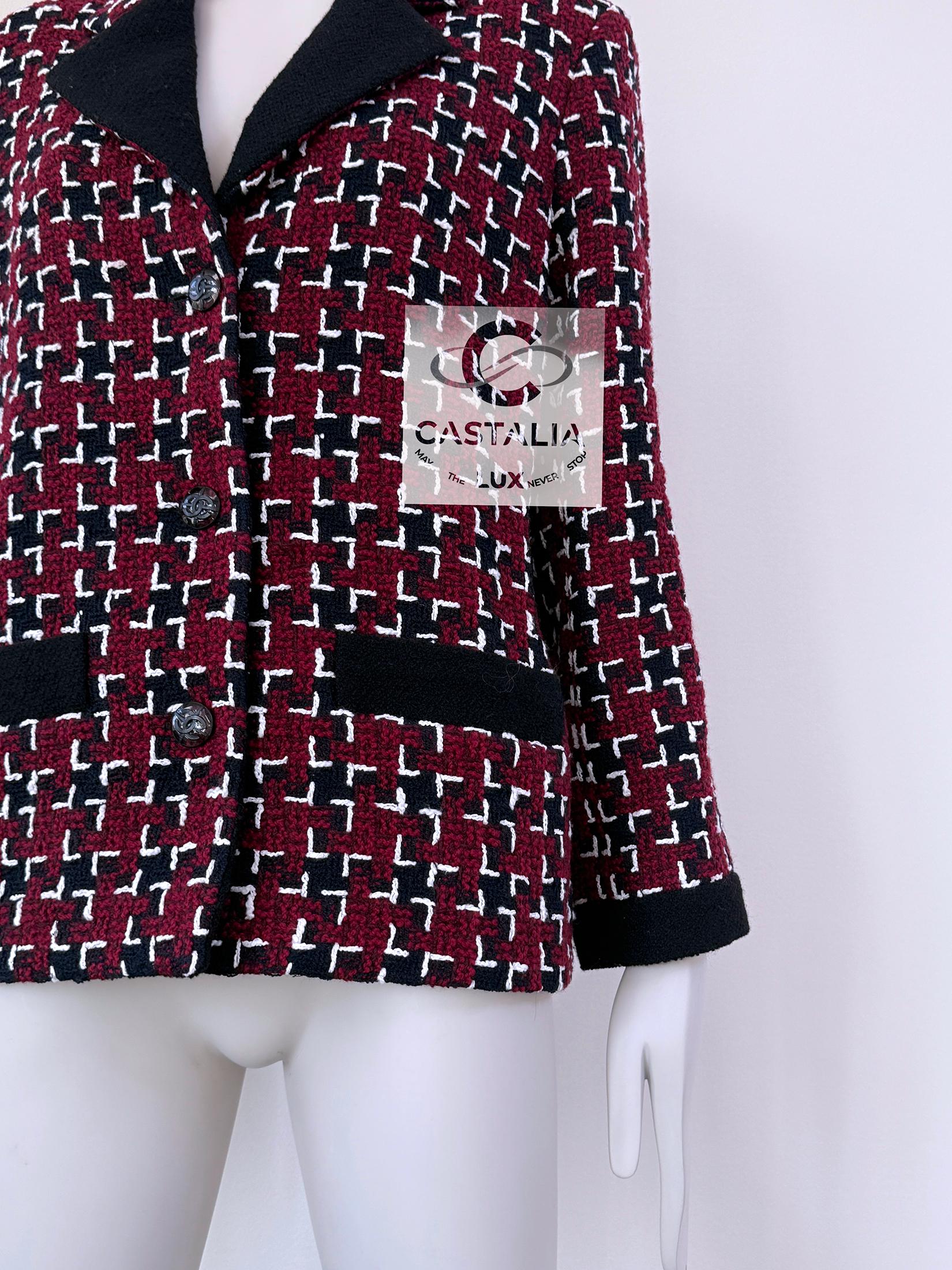 Chanel Kristen Stewart Style Burgundy Tweed Jacket 42 FR 9