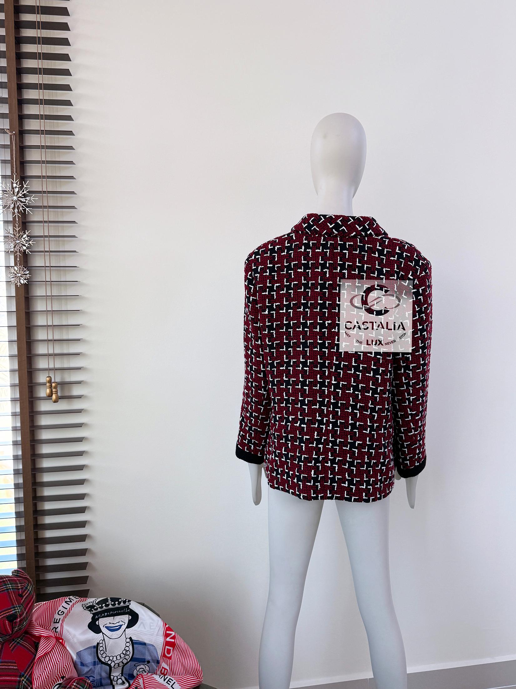Chanel Kristen Stewart Style Burgundy Tweed Jacket 42 FR 13