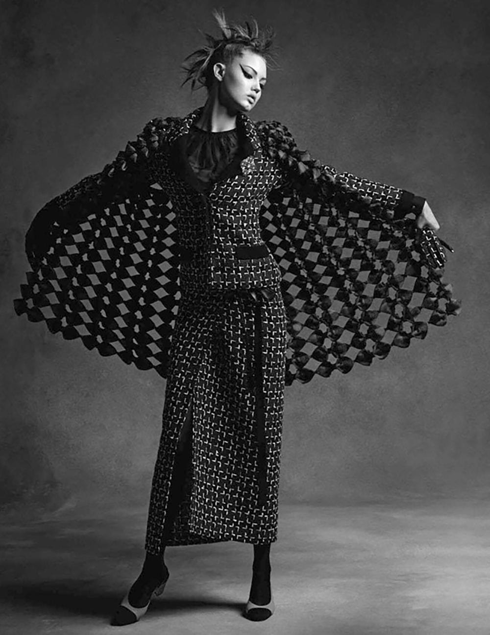 Chanel Kristen Stewart Style Burgundy Tweed Jacket 42 FR 1