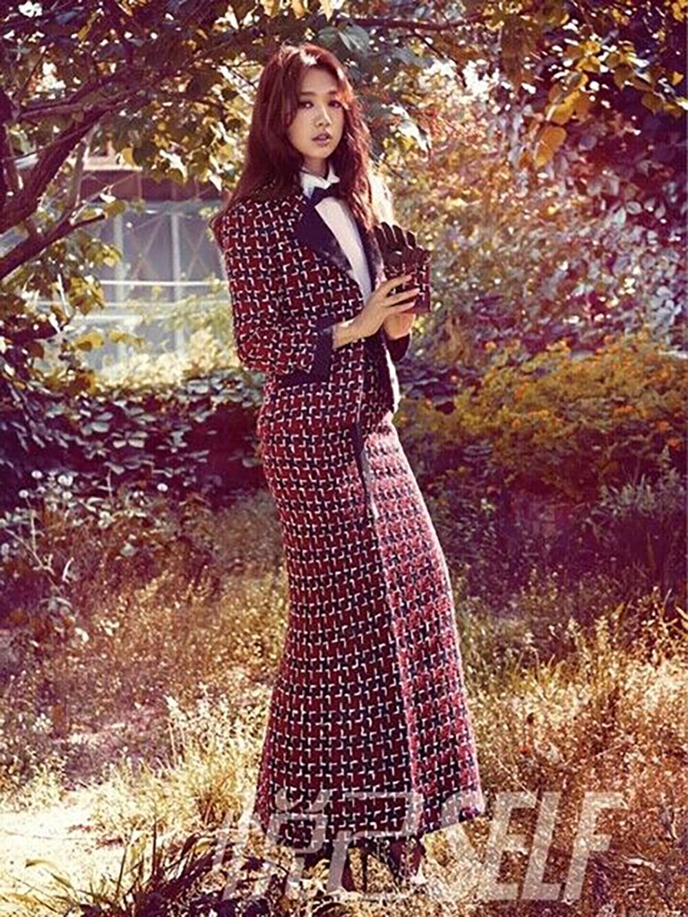 Chanel Kristen Stewart Style Burgundy Tweed Jacket 42 FR 4