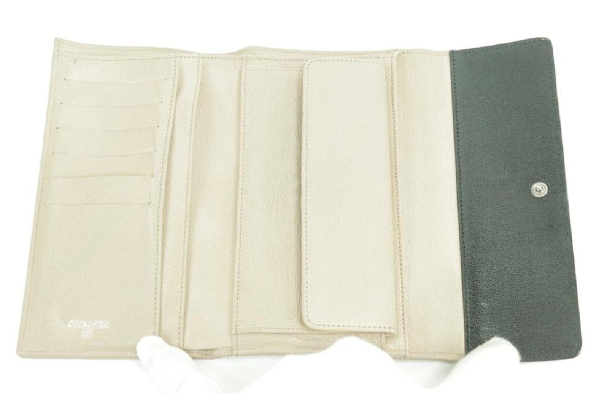 chanel 22 beige