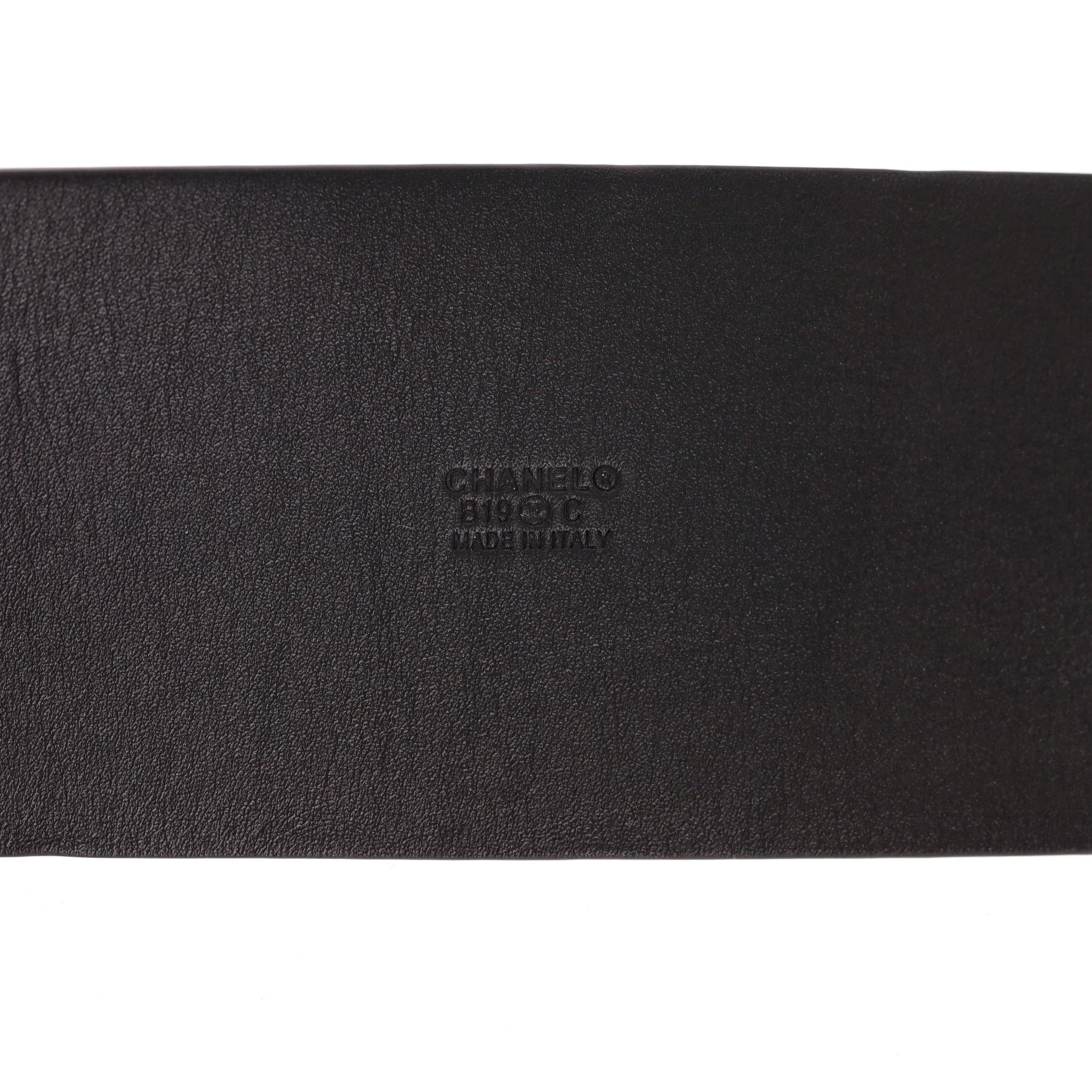 Chanel La Pausa 'CC' Logo Leather Belt For Sale 3
