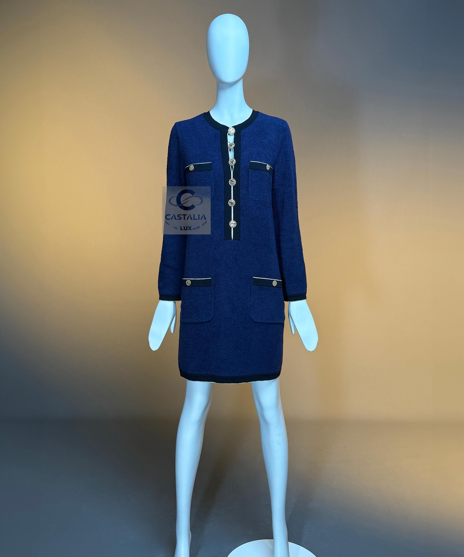 CHANEL La Pausa Luminarias Estilo Vestido Icónico Azul Marino 36 FR en venta 6
