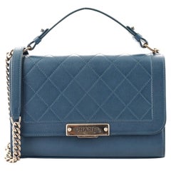 Chanel Label Click Flap Tasche aus gestepptem Kalbsleder Medium