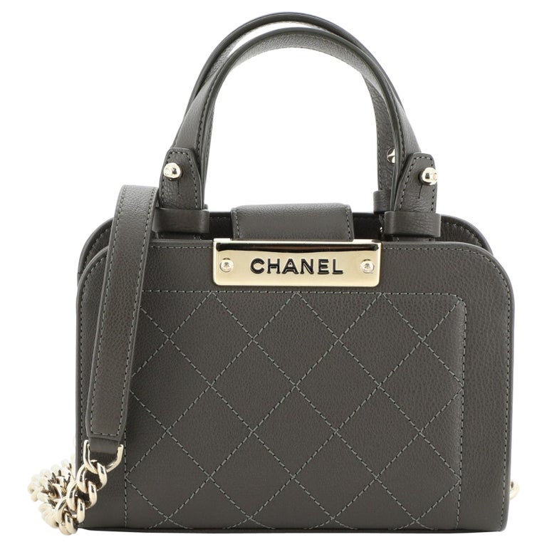 Chanel Coral Label Click Flap Small Bag – The Closet