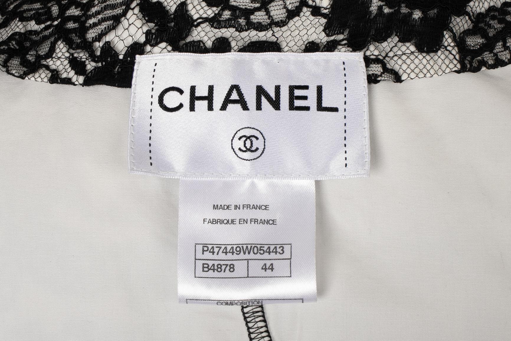 Chanel lace jacket For Sale 4