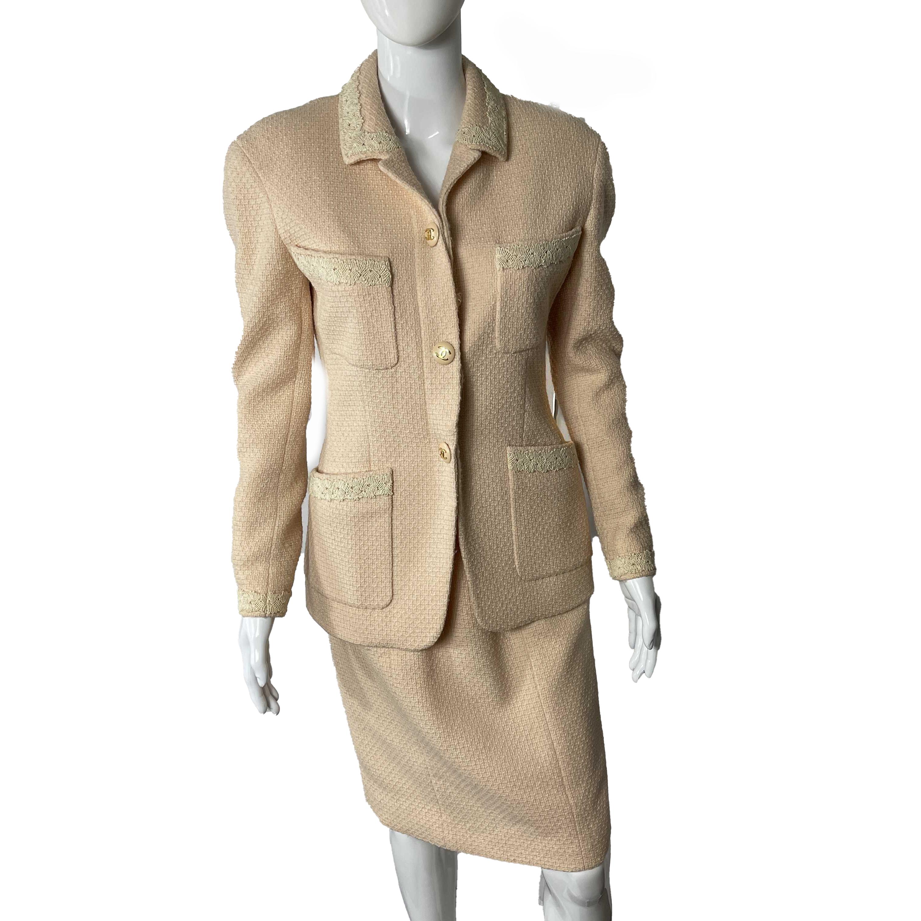Women's CHANEL- Lace Trim Pink Tweed Jacket Skirt Suit Set CC Buttons 38 US 6 Vintage For Sale