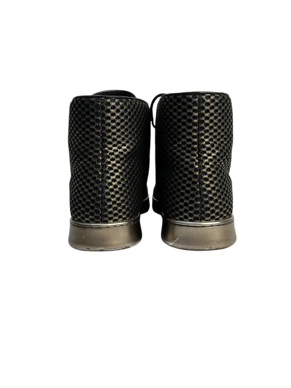De las mujeres Chanel Lace -Up Glossy High-Top Sneakers Sz.37, 5 en venta