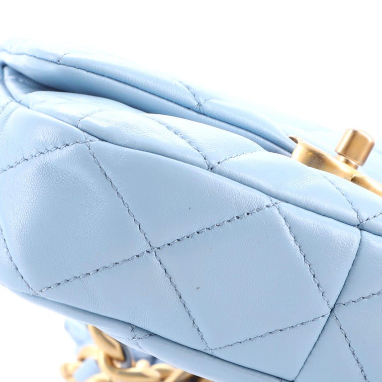 coco chanel blue handbag