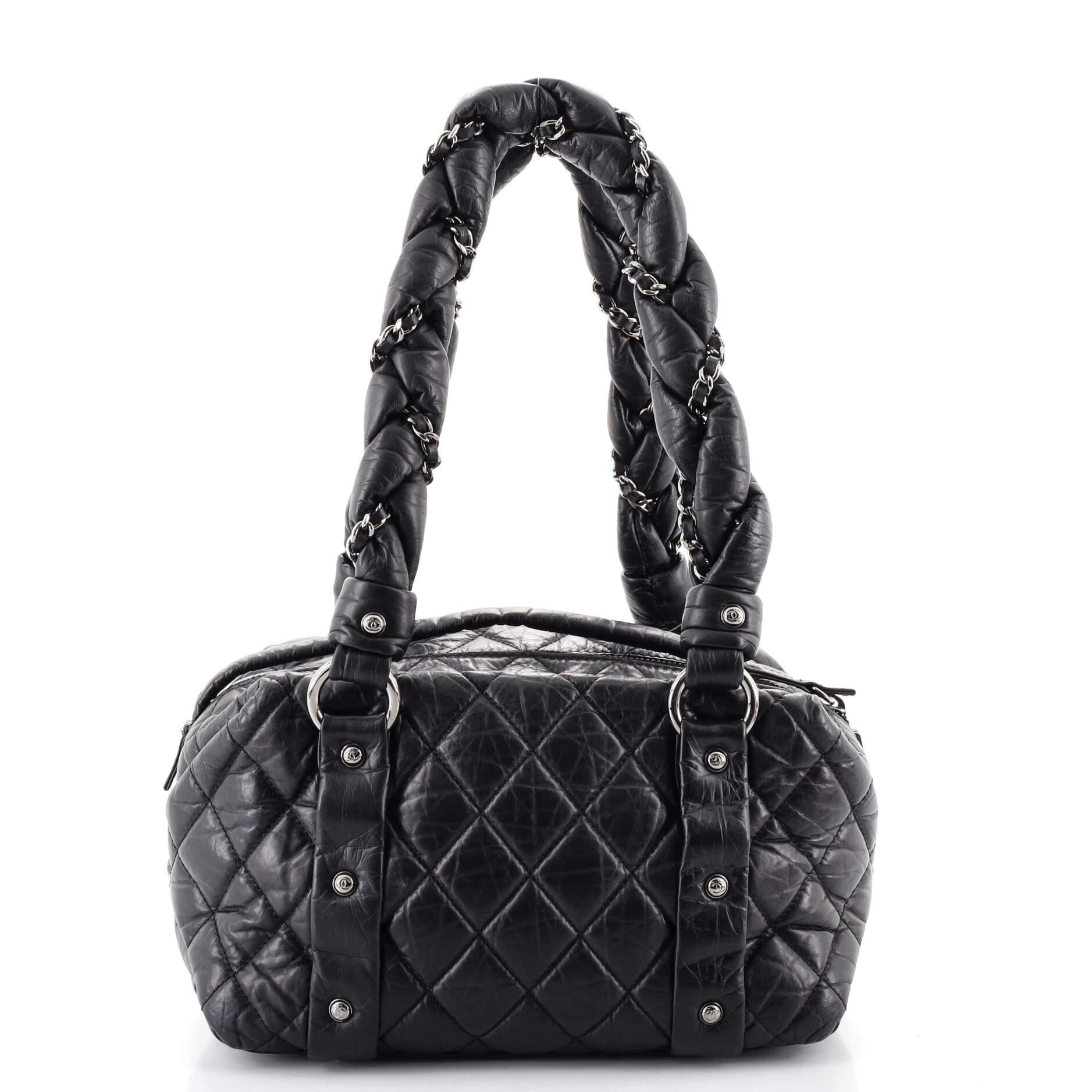 Chanel Lady Braid Bowler-Tasche aus gestepptem Lammfell Klein im Zustand „Gut“ in NY, NY