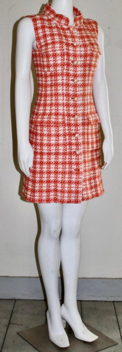 Chanel Lagerfeld - Robe en tweed sans manches