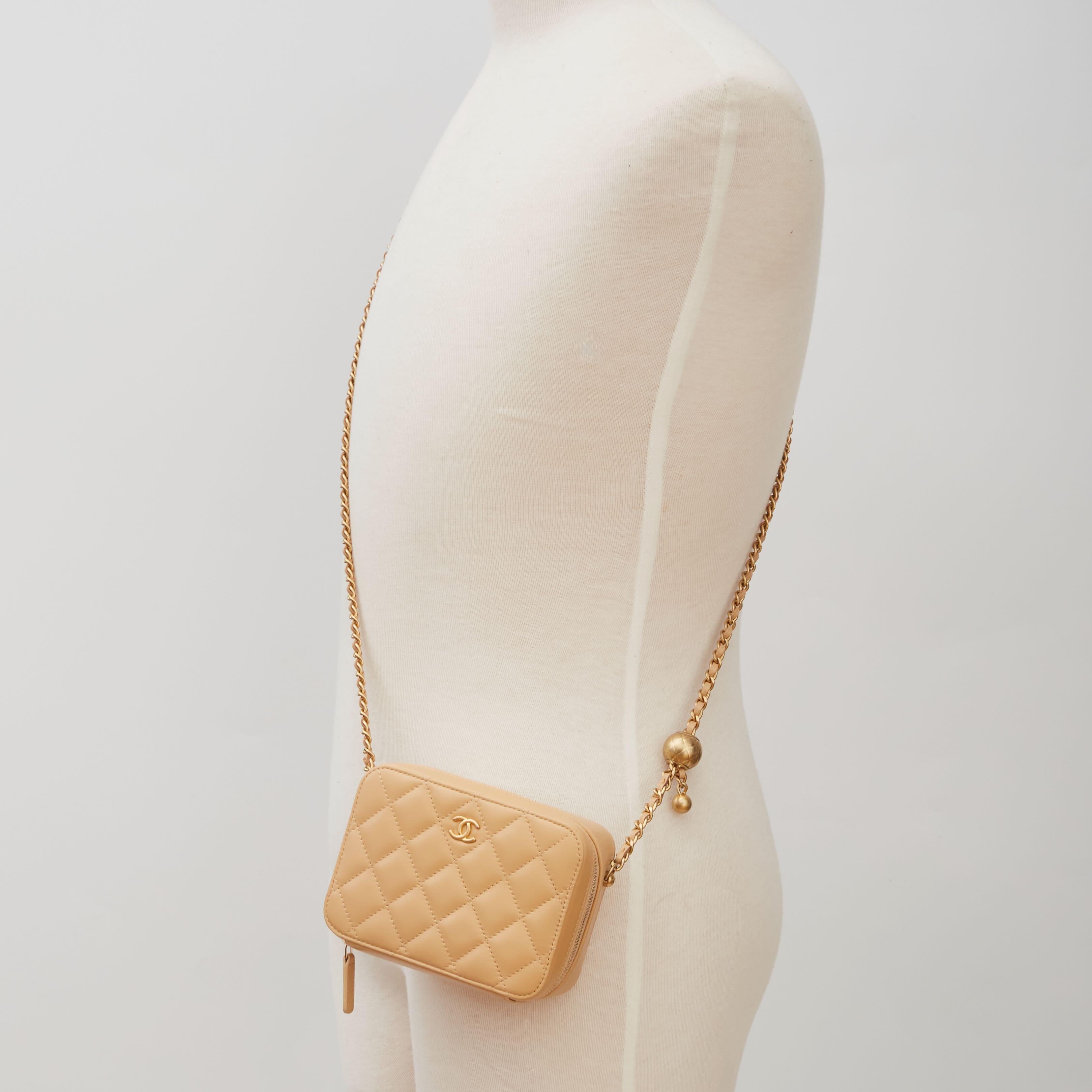 CHANEL Lambskin Beige Quilted CC Pearl Crush Camera Case (2021) 4