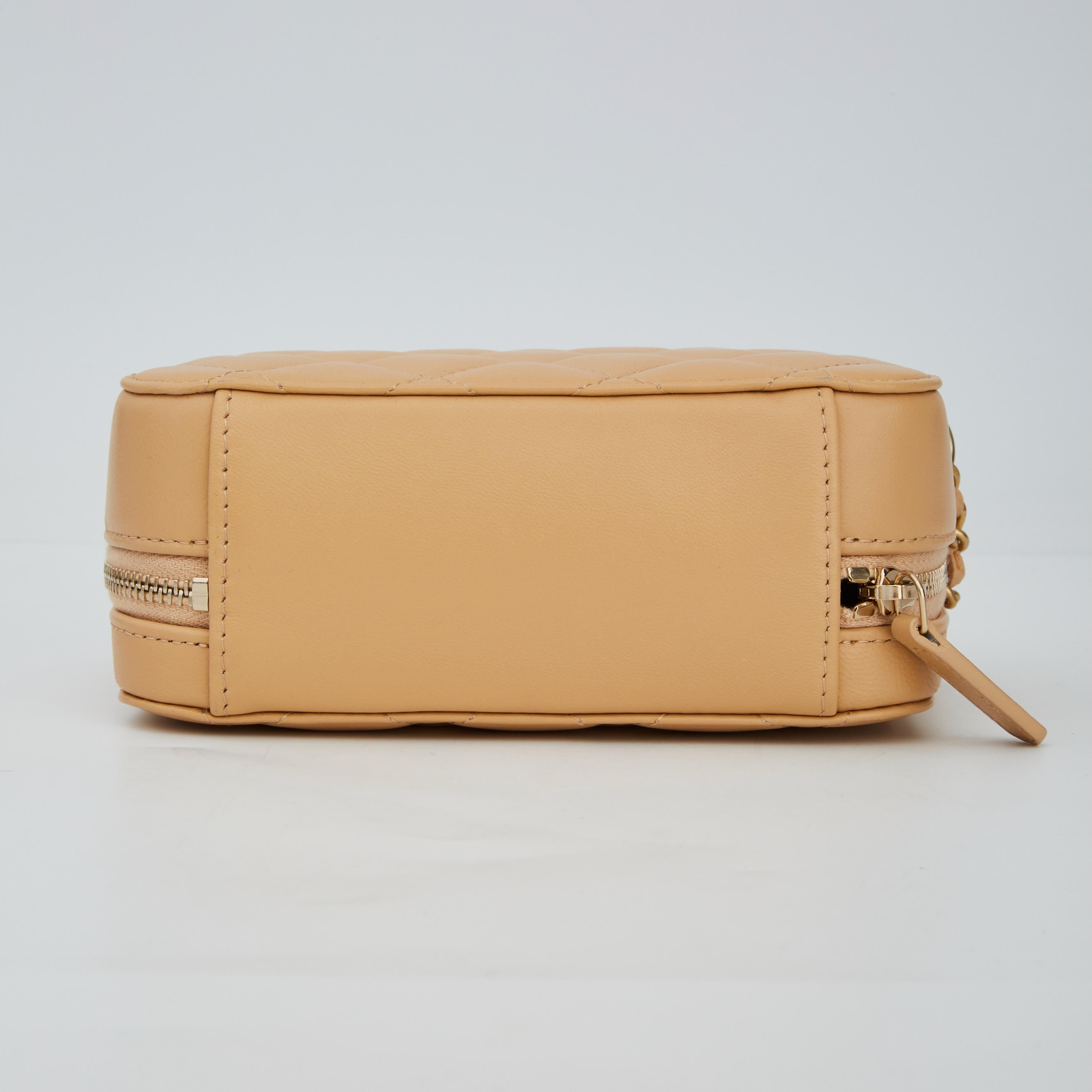 CHANEL Lambskin Beige Quilted CC Pearl Crush Camera Case (2021) 1
