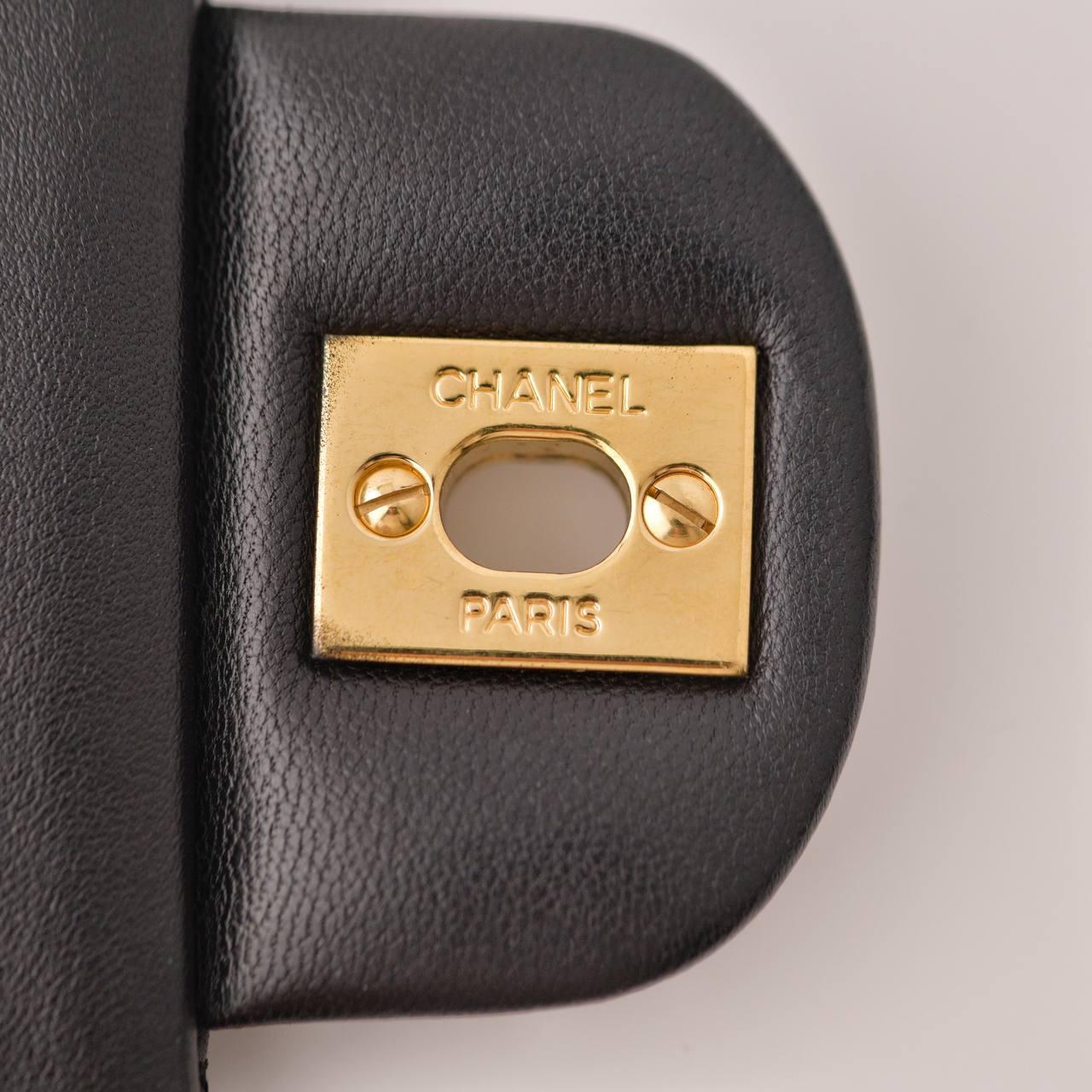 Chanel Lambskin Black Quilted Medium Classic Double Flap Bag For Sale 2
