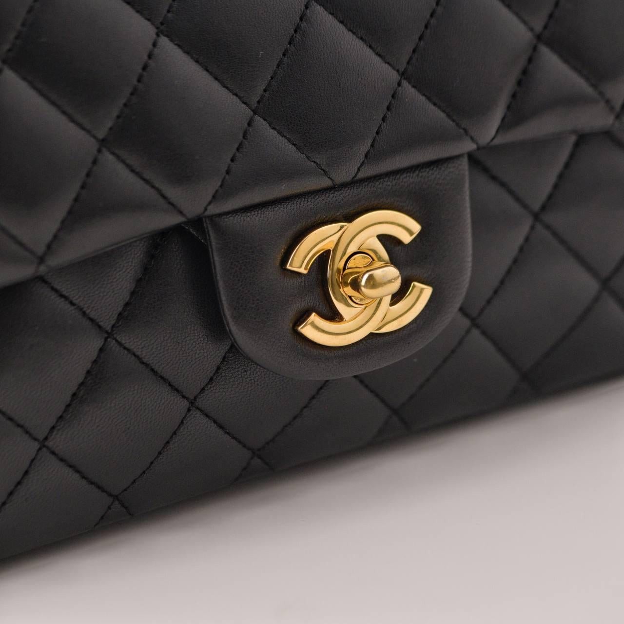 Chanel Lambskin Black Quilted Medium Classic Double Flap Bag For Sale 3