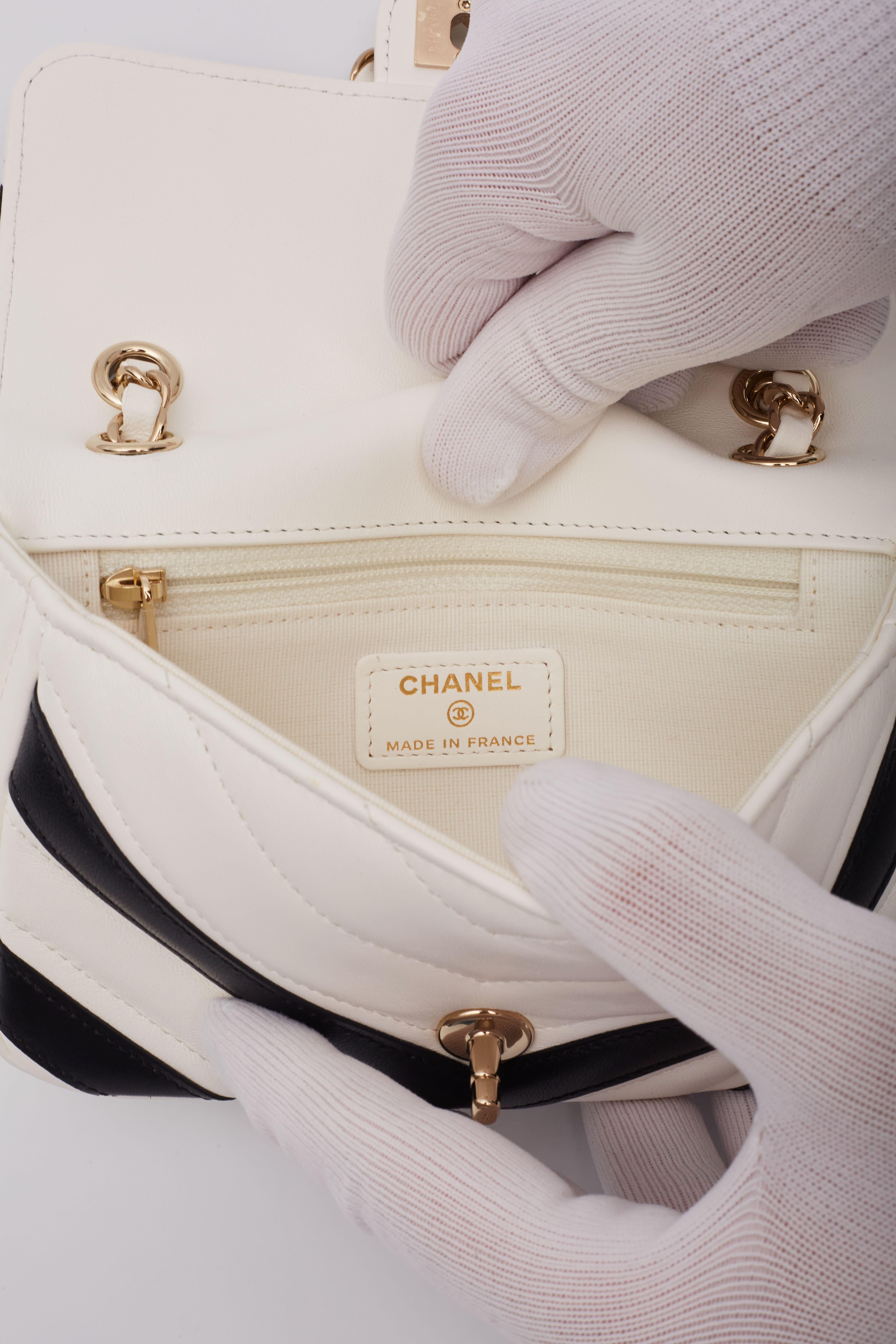 Chanel Lambskin Chevron Stitched White Black Flap Bag For Sale 6