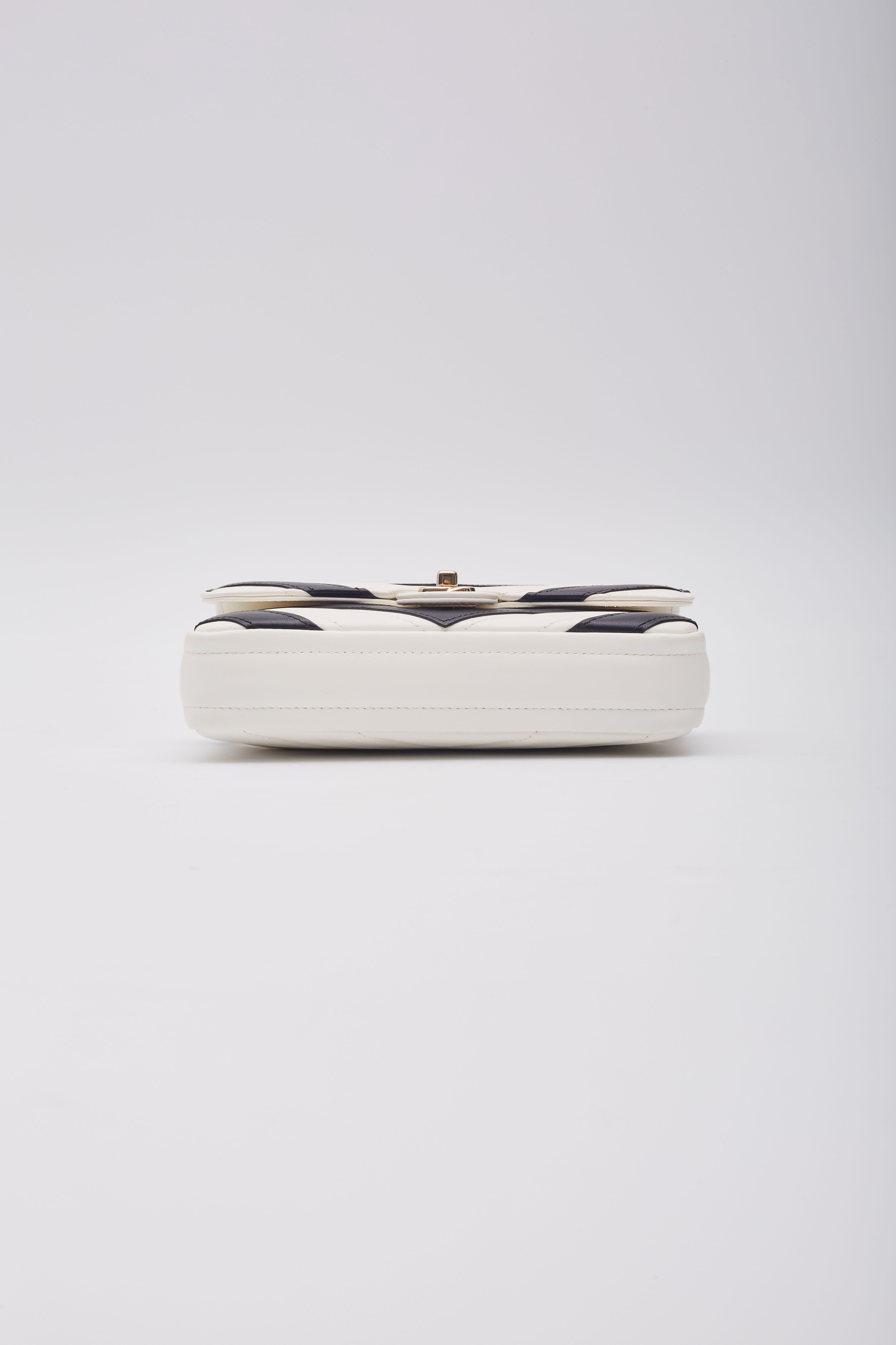 Chanel Lambskin Chevron Stitched White Black Flap Bag For Sale 1