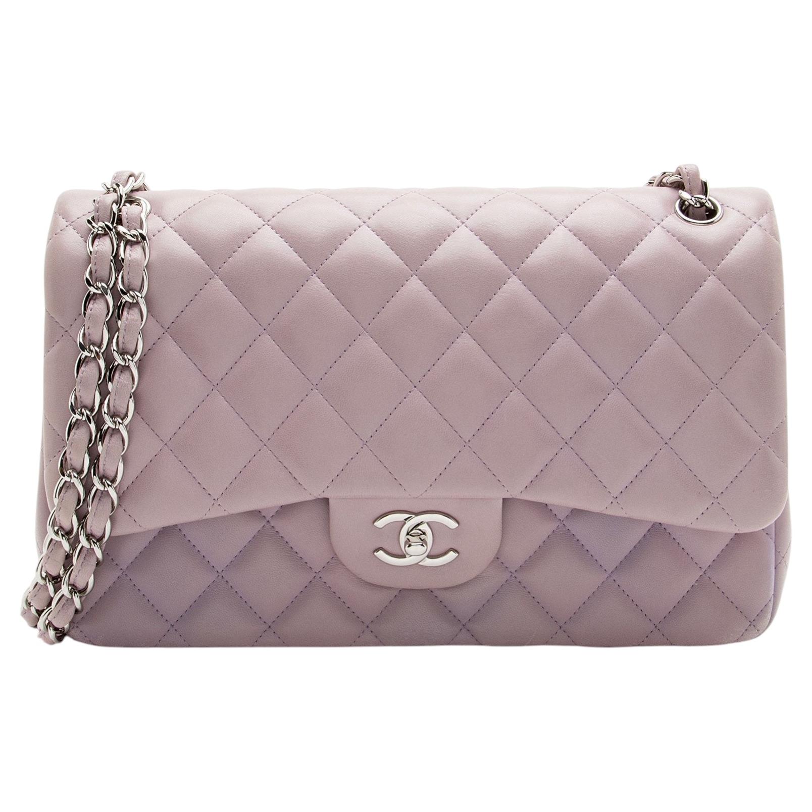 Sac Chanel Classic Jumbo à double rabat en cuir d'agneau