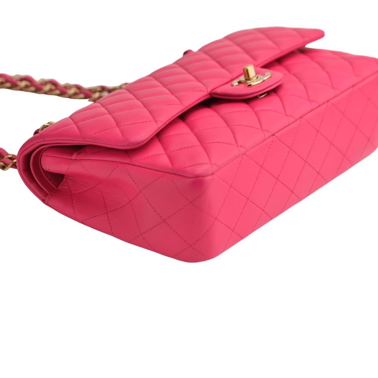 Women's Chanel Lambskin Fuchsia Quilted Medium Classic Double Flap Bag For Sale