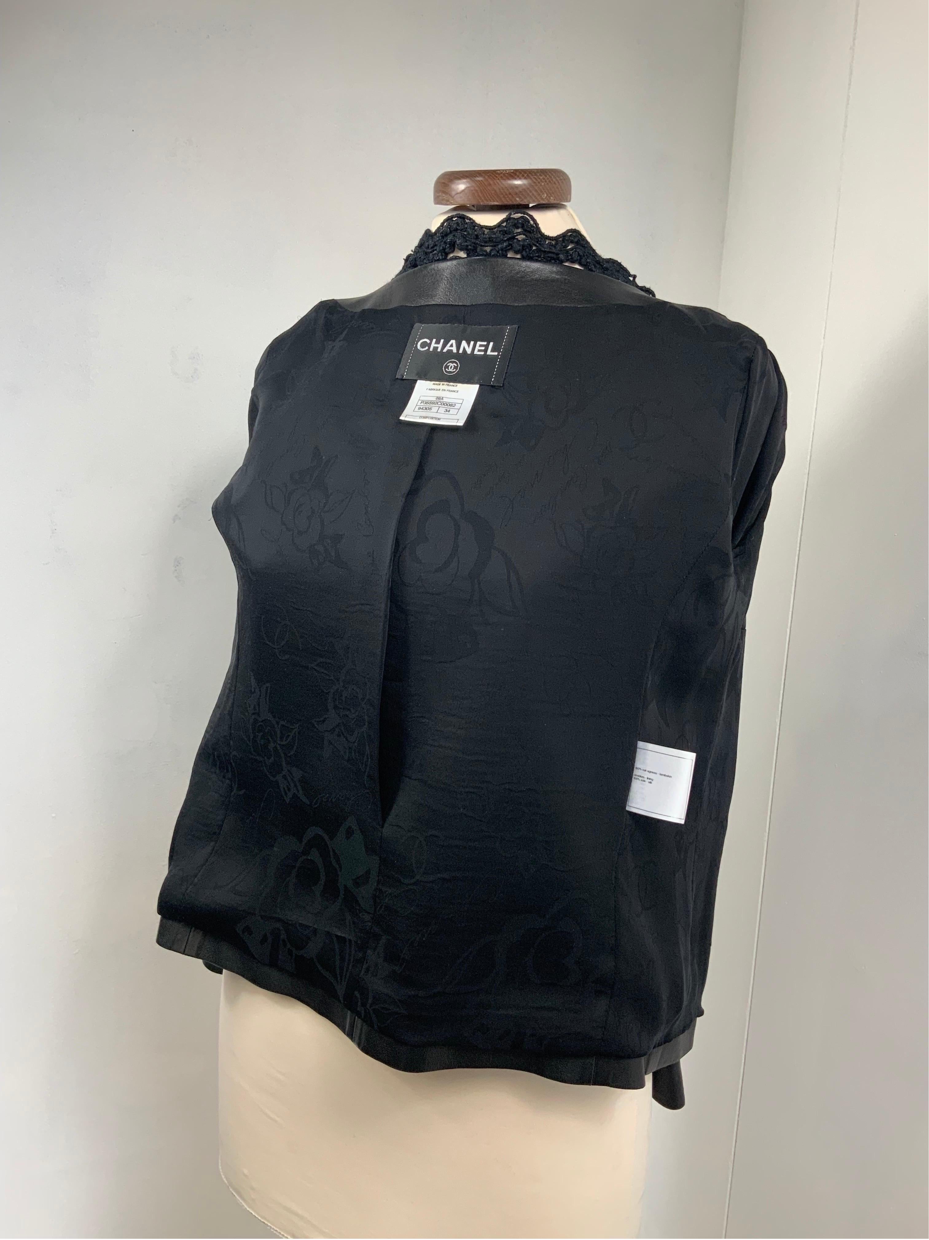 Chanel Lambskin leather black jacket For Sale 3