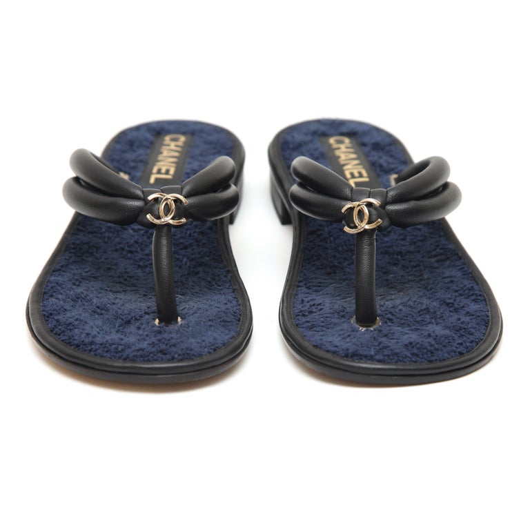 Double C Thong Sandals Lambskin White Black
