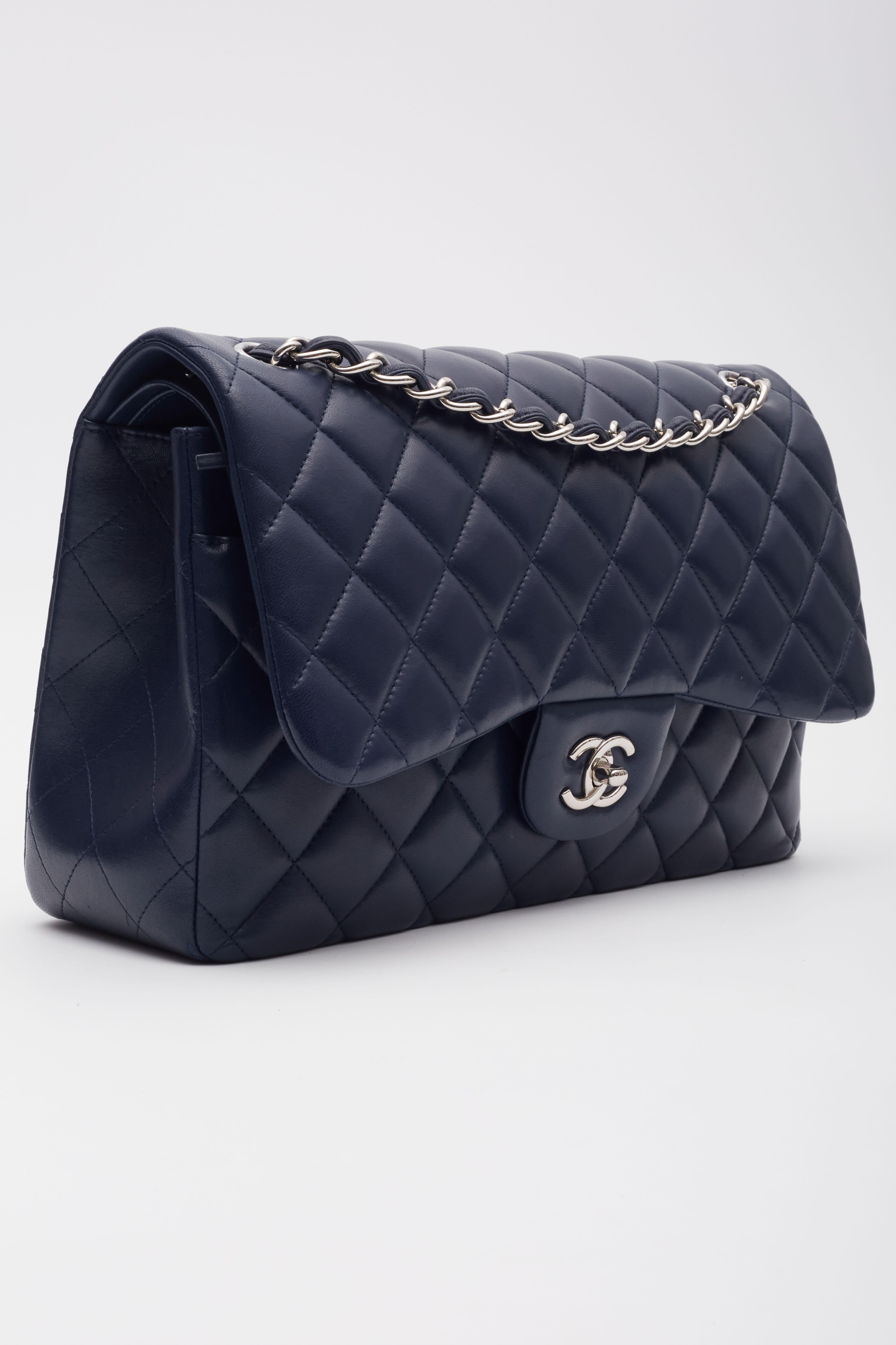 Chanel Lambskin Navy Blue Quilted Double Flap Bag Medium For Sale 2