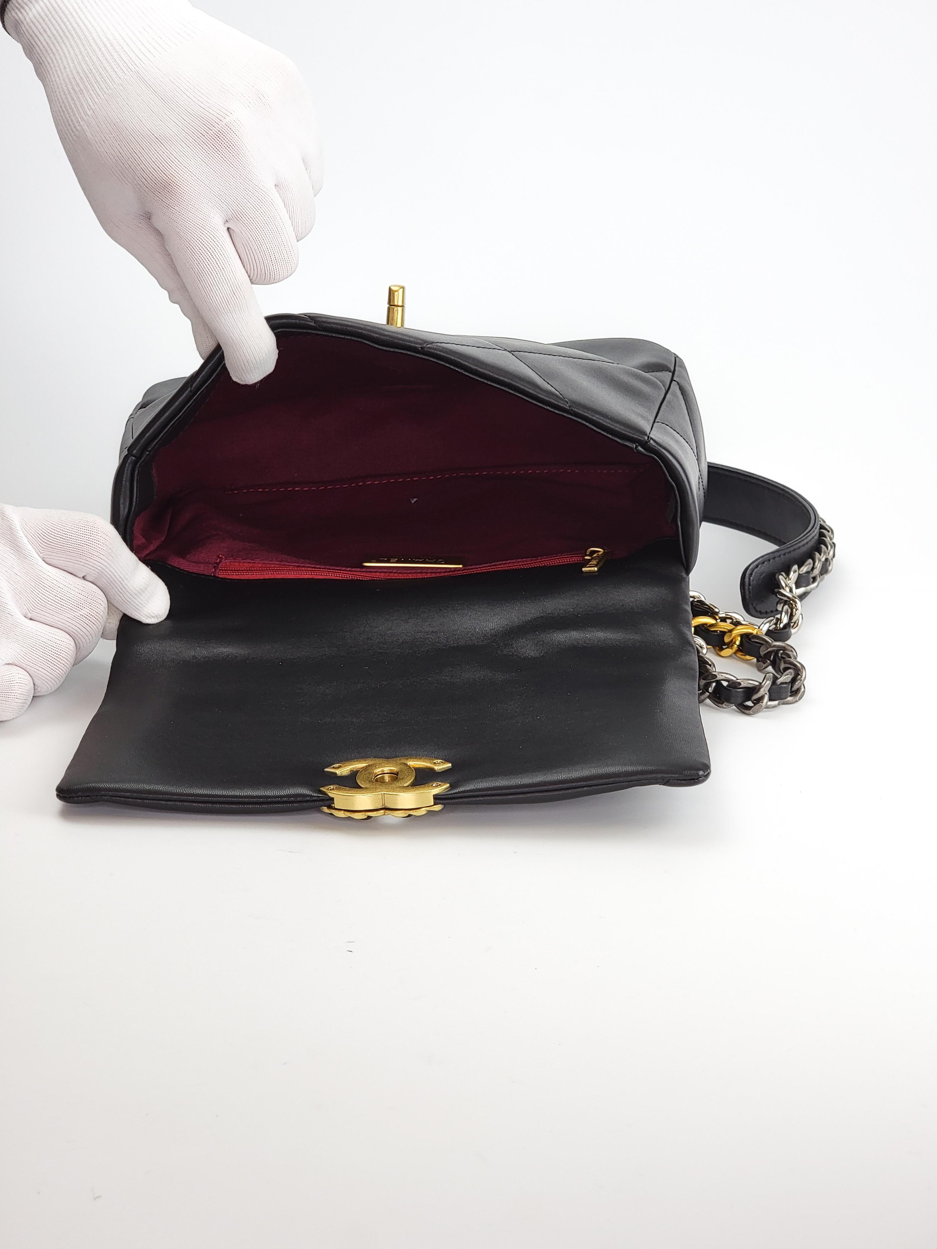 19 flap bag quilted lambskin medium