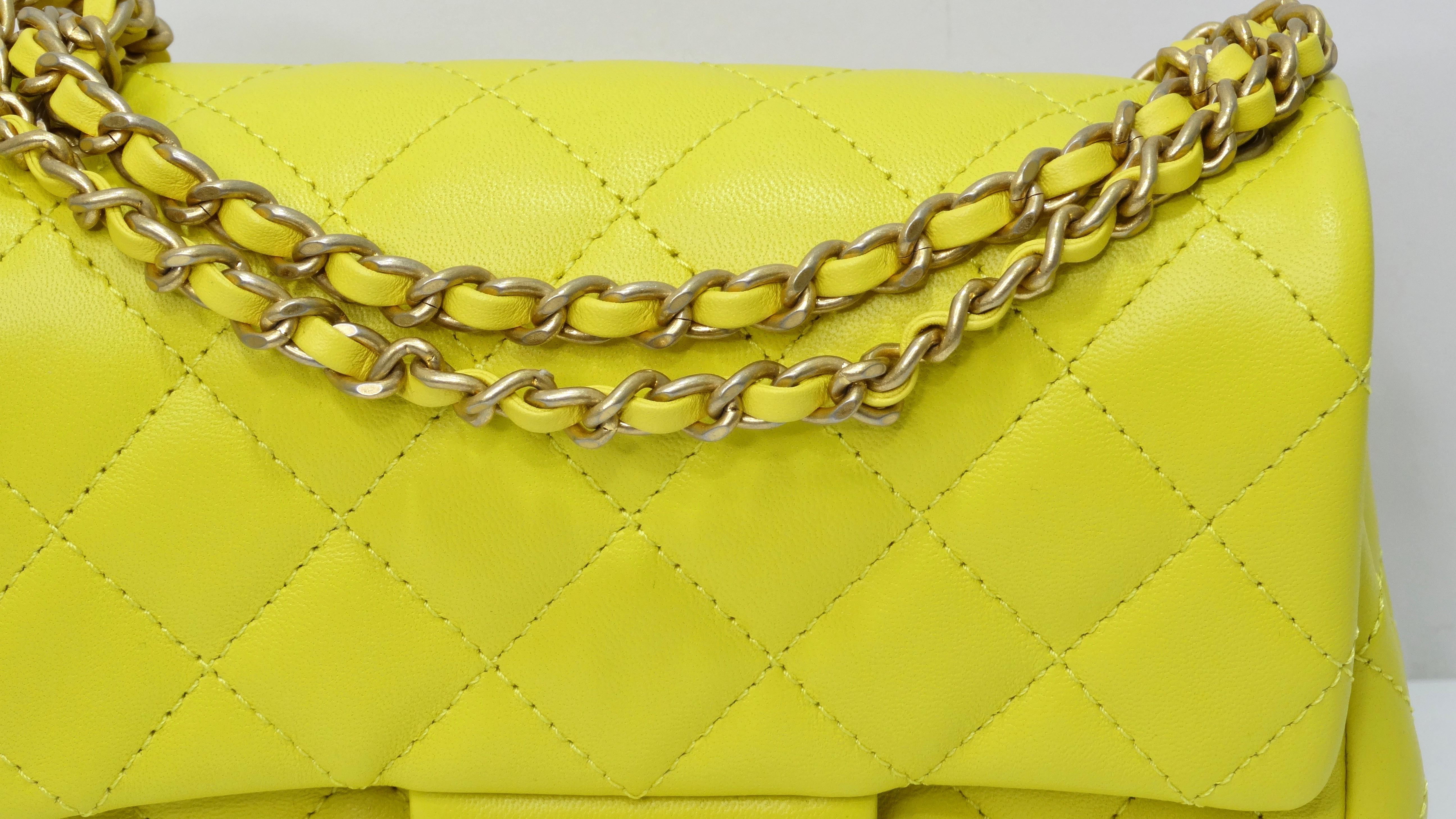 chanel pearl crush yellow