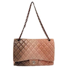 Borsa Chanel in pelle di agnello trapuntata Ombre Jumbo Flap