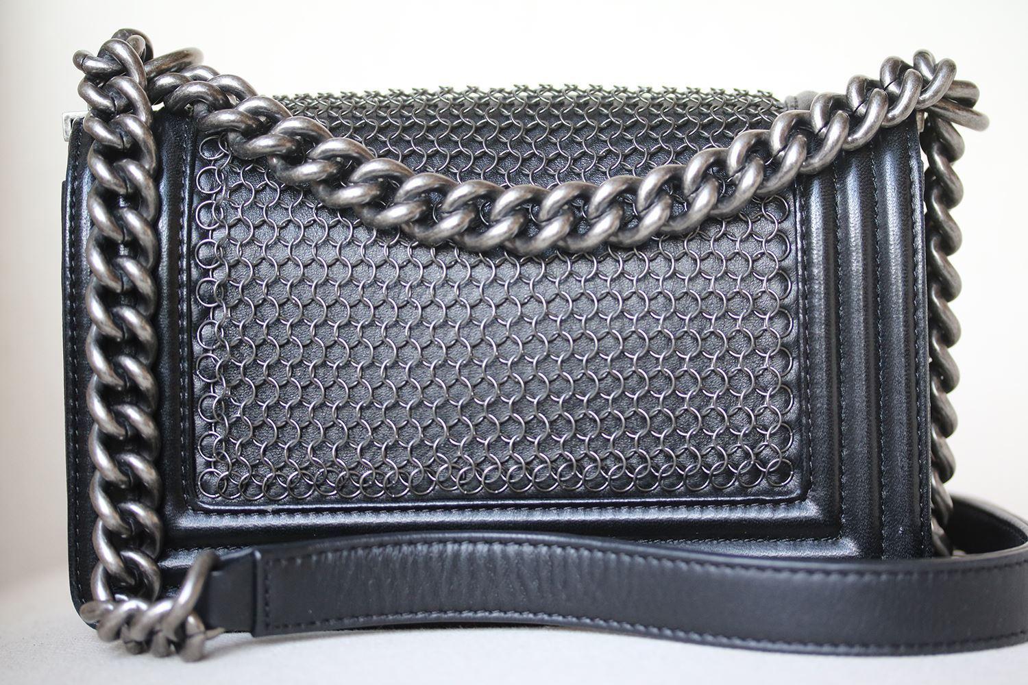 chanel chainmail bag