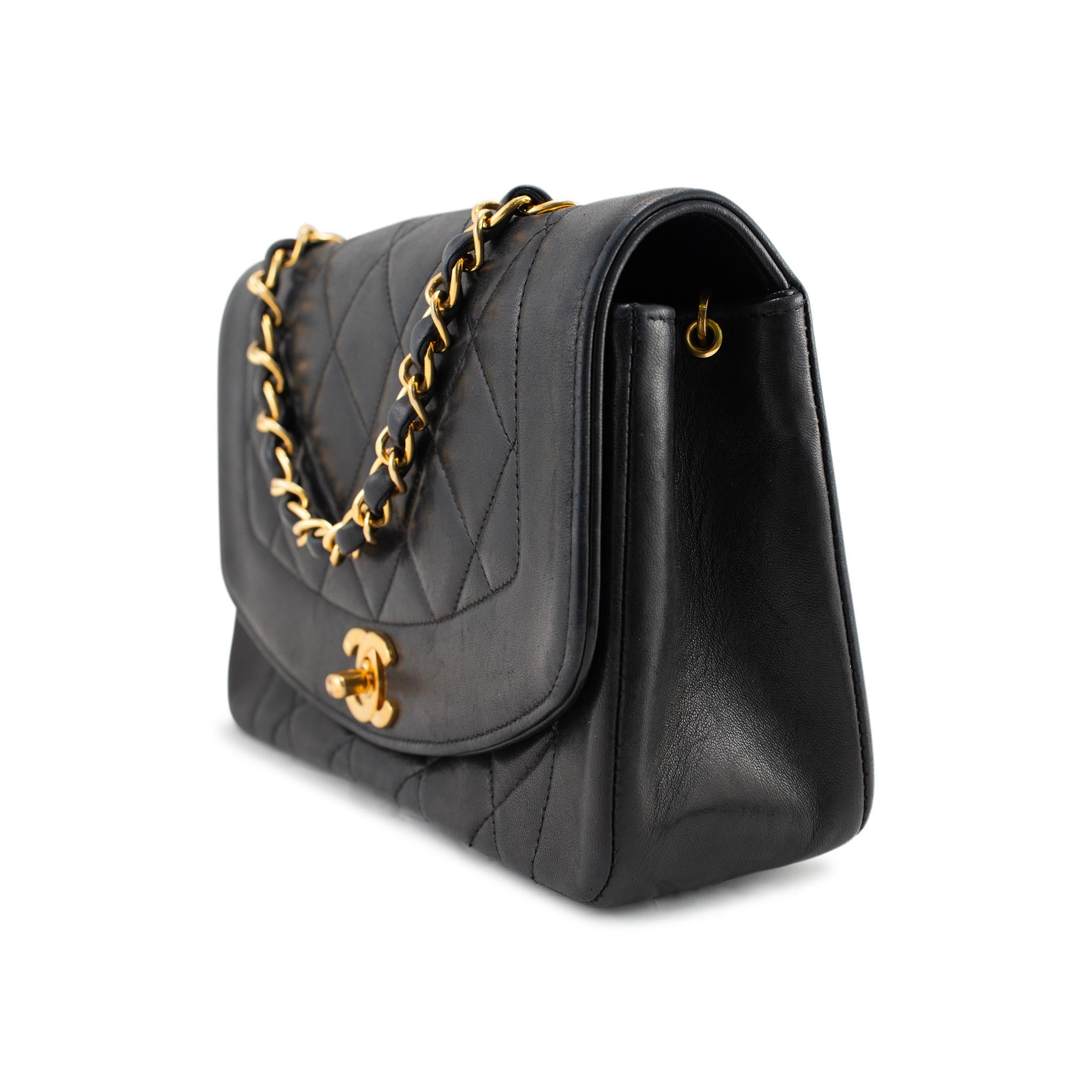 Chanel Lambskin Quilted Small Single Flap Bag In Excellent Condition In Houston, US