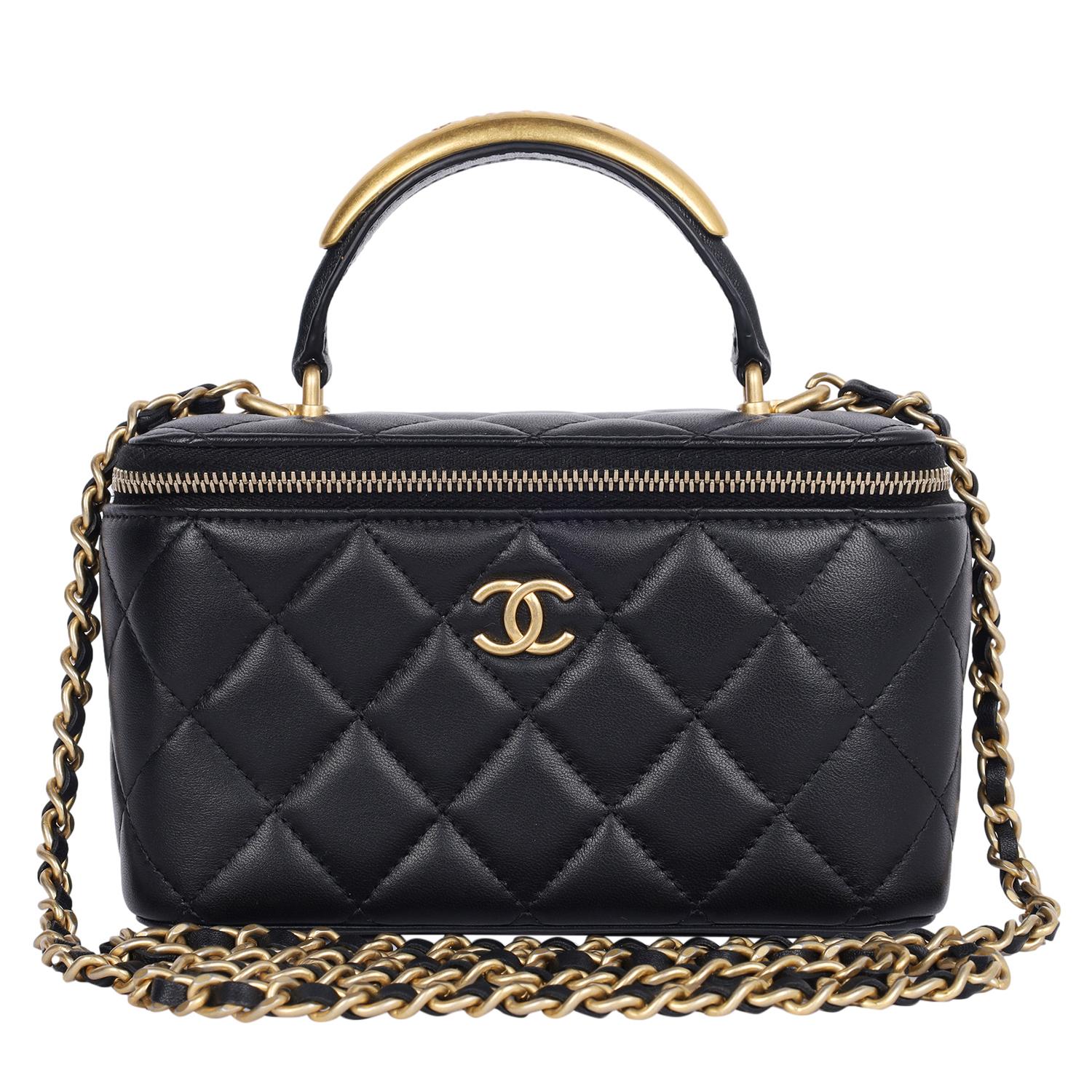 Chanel Lambskin Quilted Small Top Handle Vanity Case Black Crossbody Bag In Good Condition In Salt Lake Cty, UT
