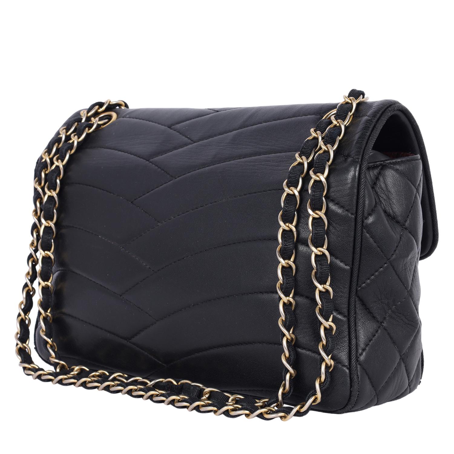 Chanel Lambskin Scallop Quilted Pagoda Flap Bag Black 5