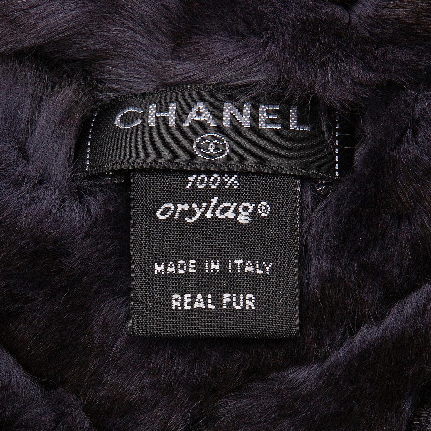 chanel scarf label