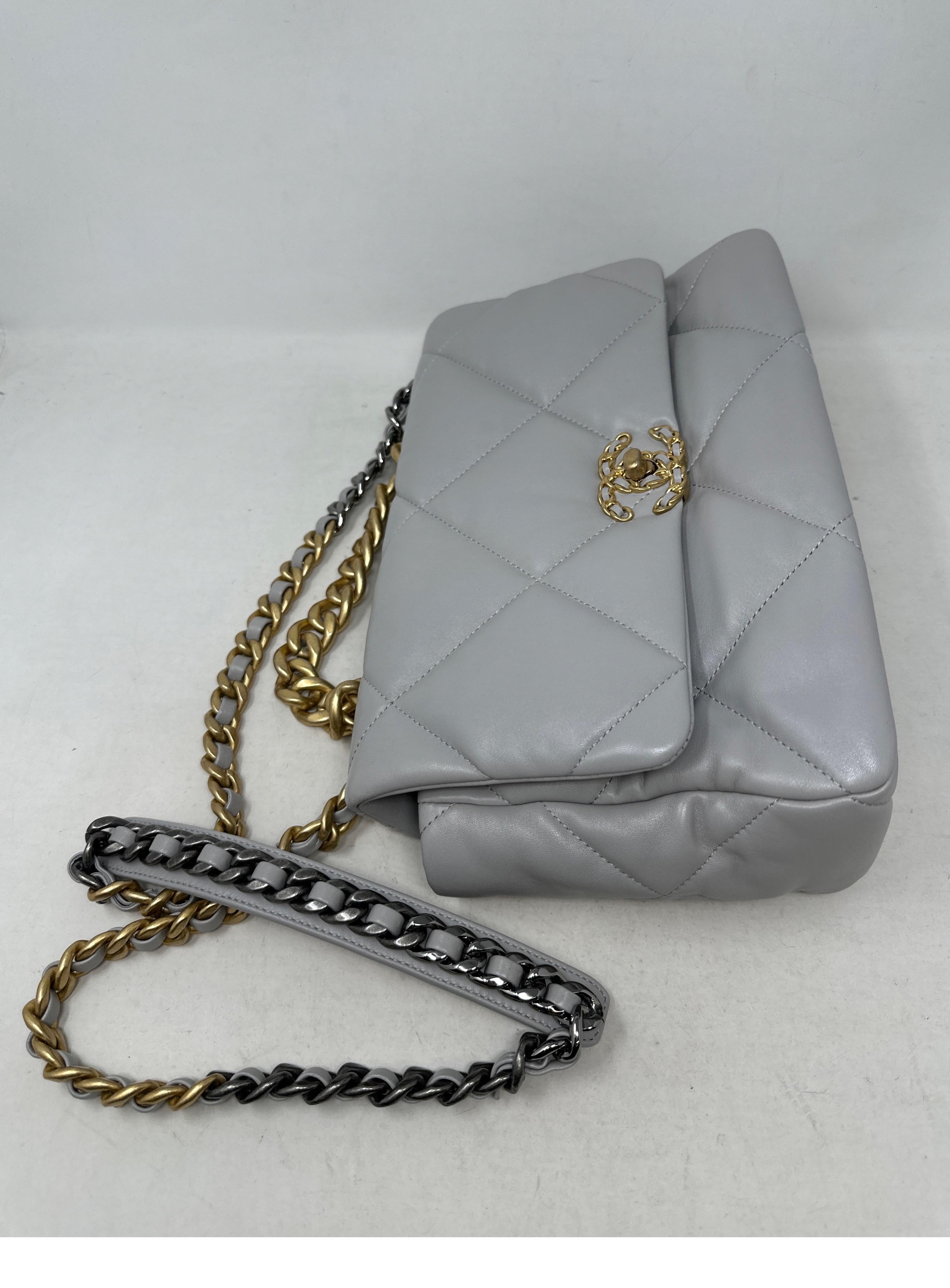Chanel Große Tasche 2019 Grau  2