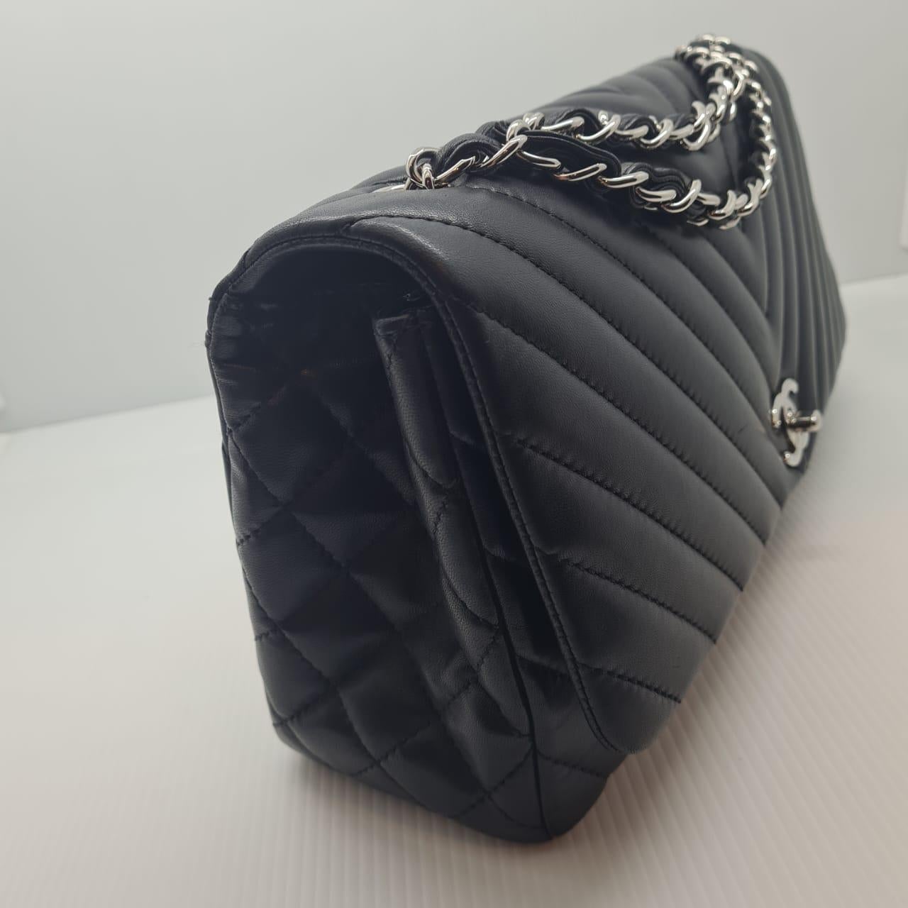 Chanel Large Black Lambskin Chevron Quilted Single Flap Bag For Sale 7